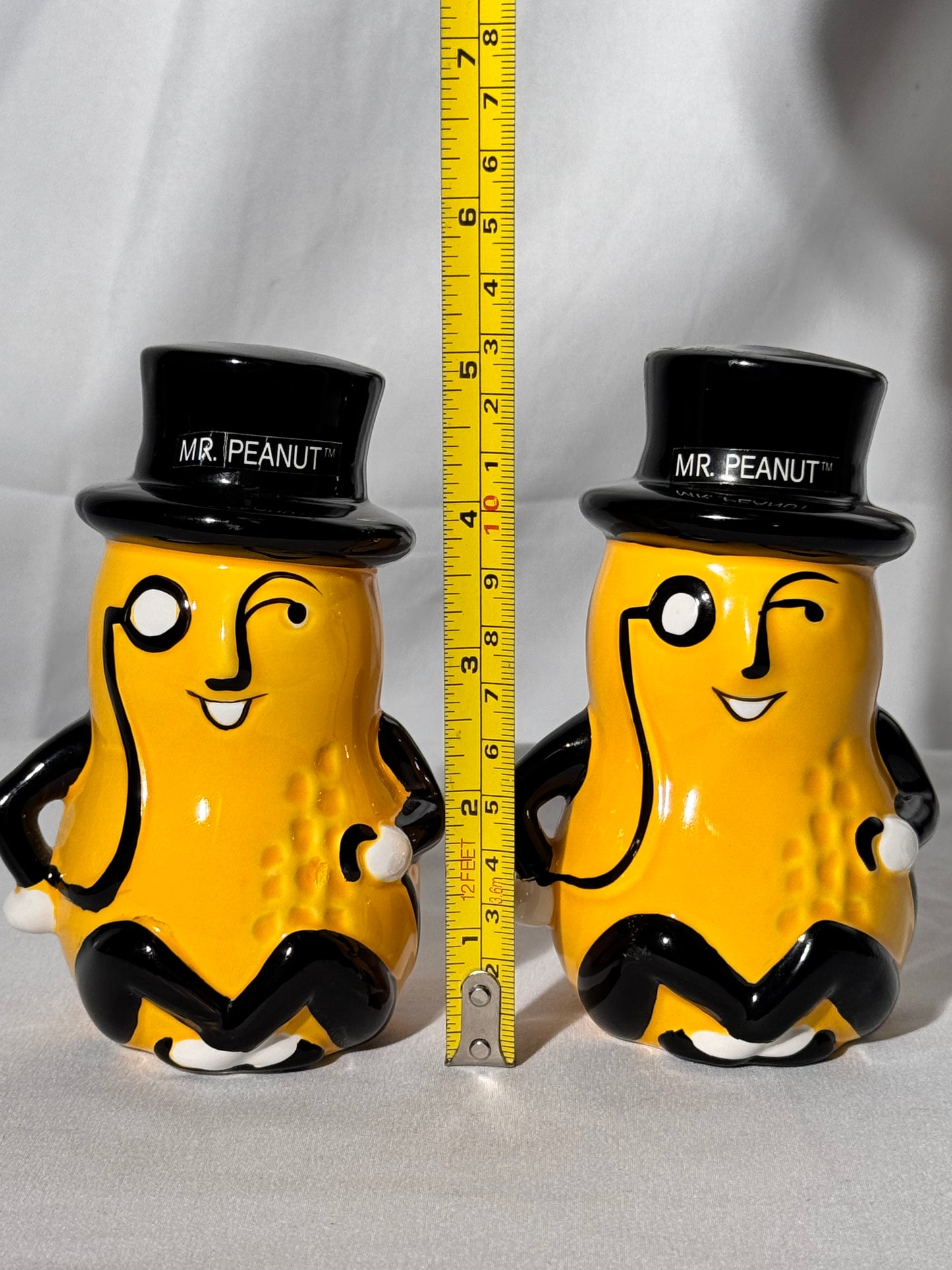 Mr. Peanut- Salt and Pepper shakers- 1990 - with stoppers