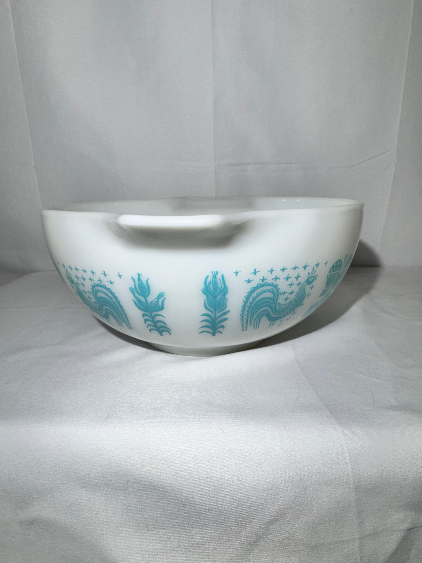 Vintage Pyrex Amish Butterprint Cinderella Mixing Bowl Set (4 Bowls) – Teal Blue & White Alternating Colors