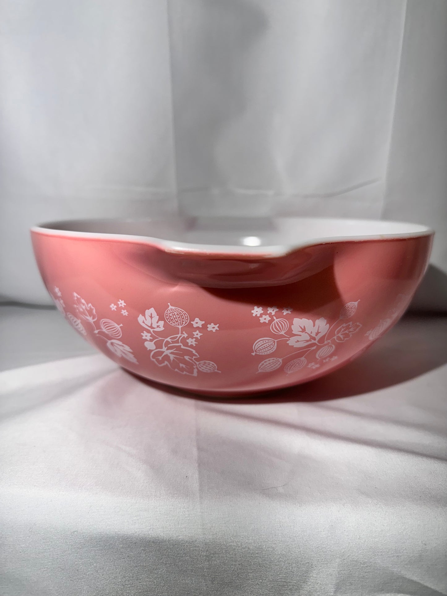 Vintage Pyrex Pink Gooseberry Cinderella Mixing Bowl Set of 4 – #441, #442, #443, #444