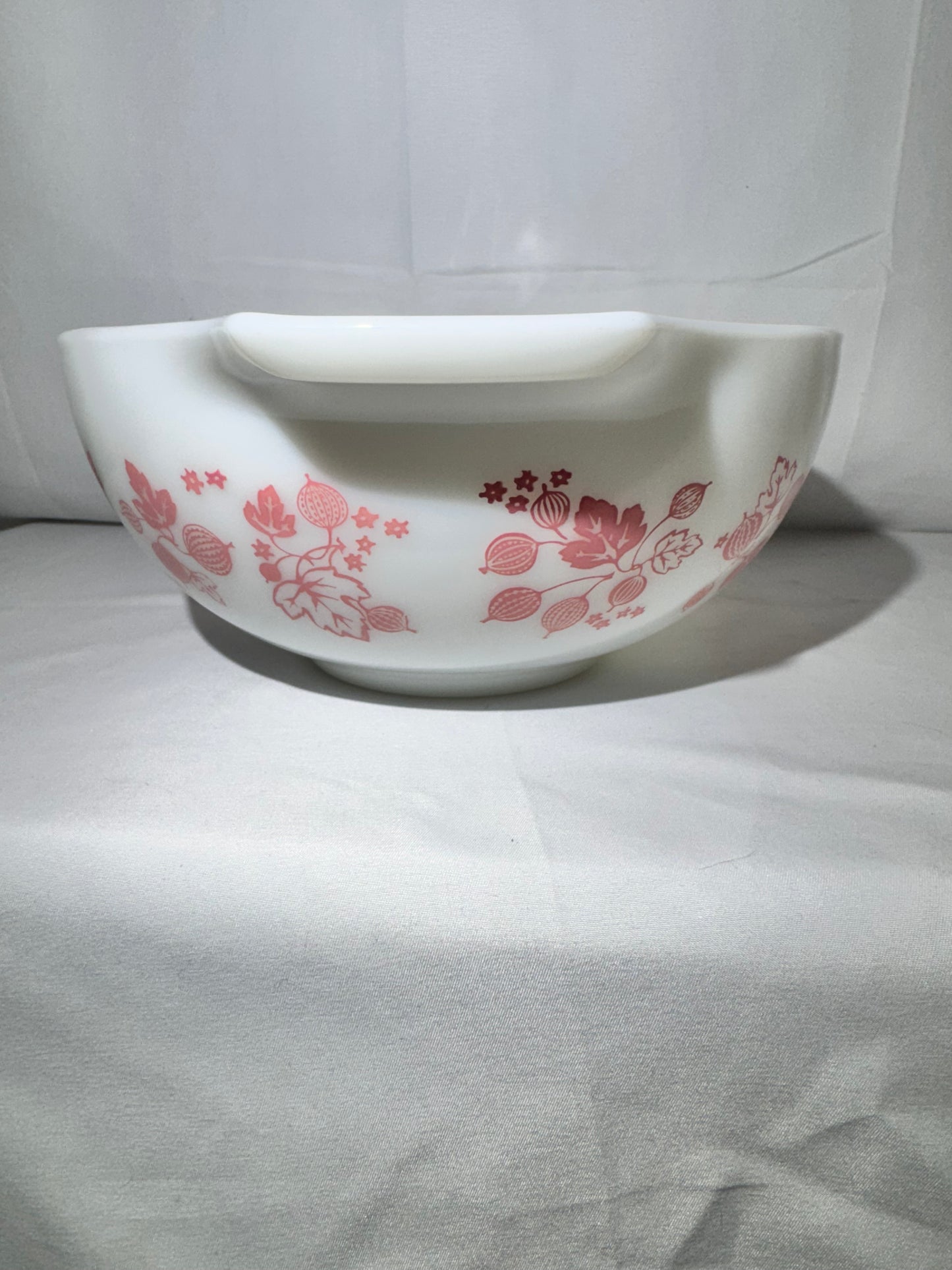 Vintage Pyrex Pink Gooseberry Cinderella Mixing Bowl Set of 4 – #441, #442, #443, #444