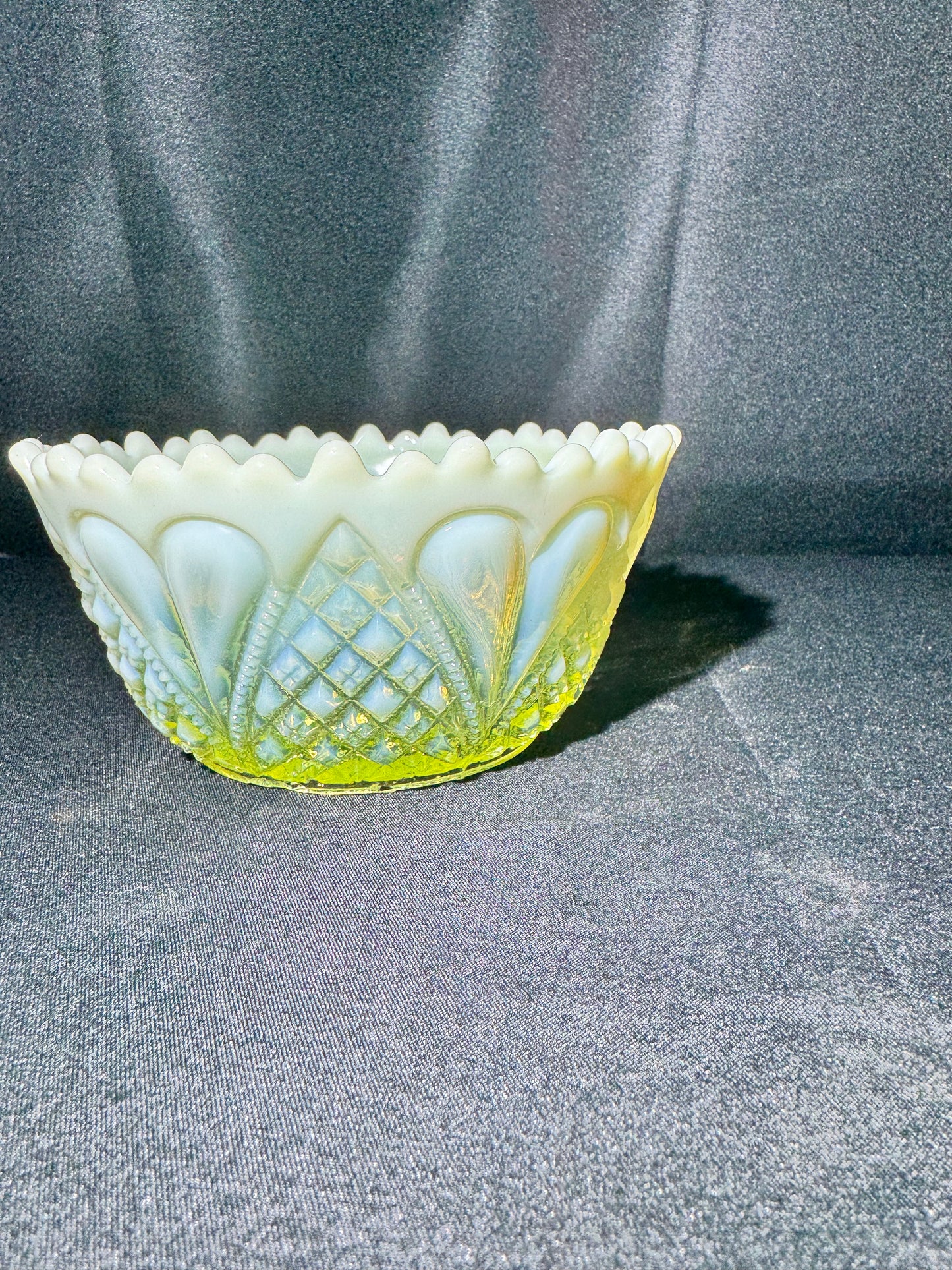 Uranium- Davidson Primrose Pearline “William and Mary” bowl