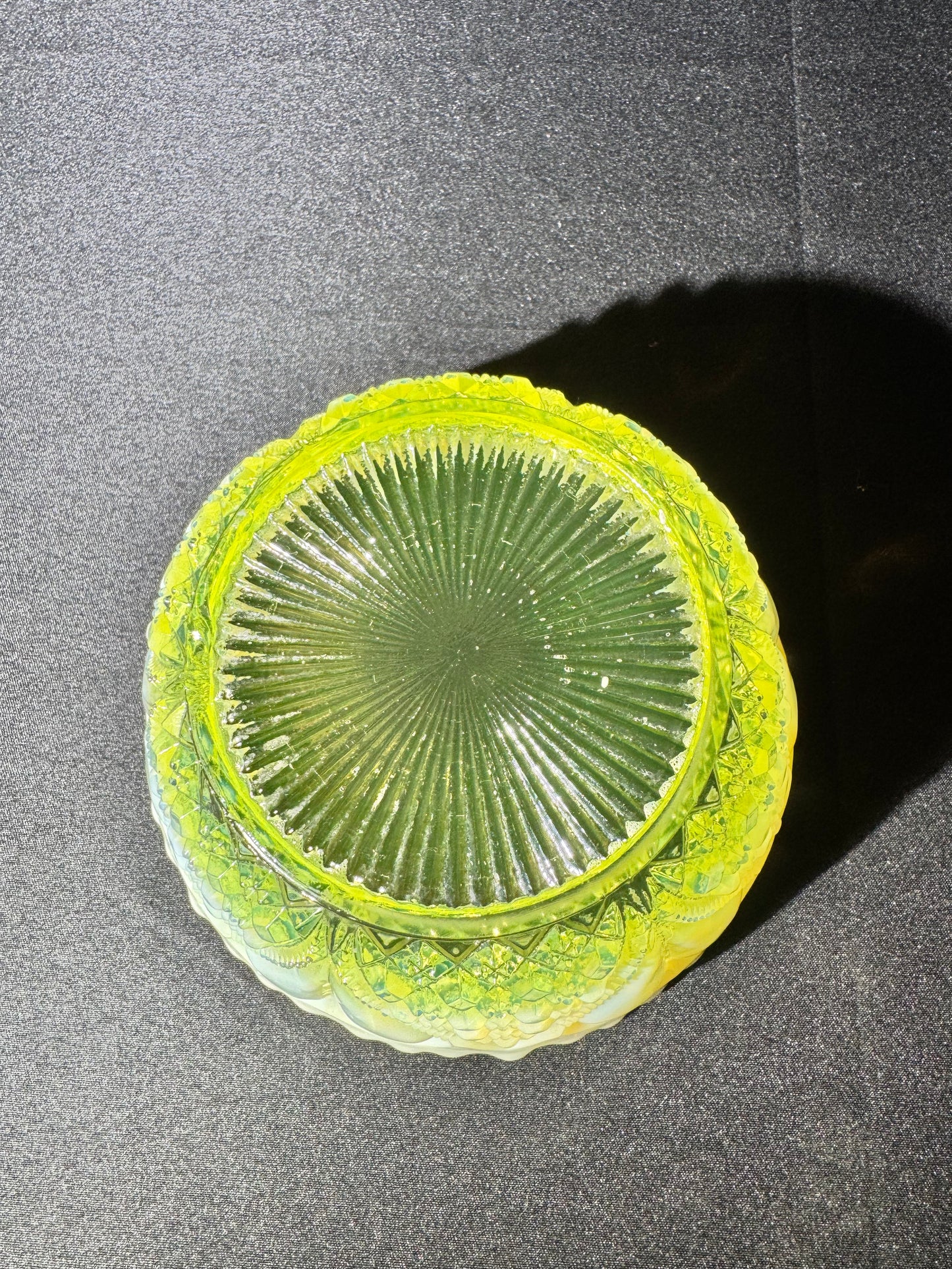 Uranium- Davidson Primrose Pearline “William and Mary” bowl