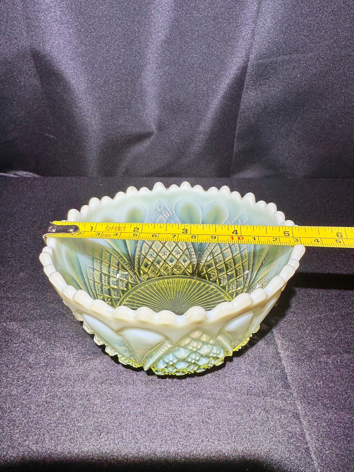 Uranium- Davidson Primrose Pearline “William and Mary” bowl