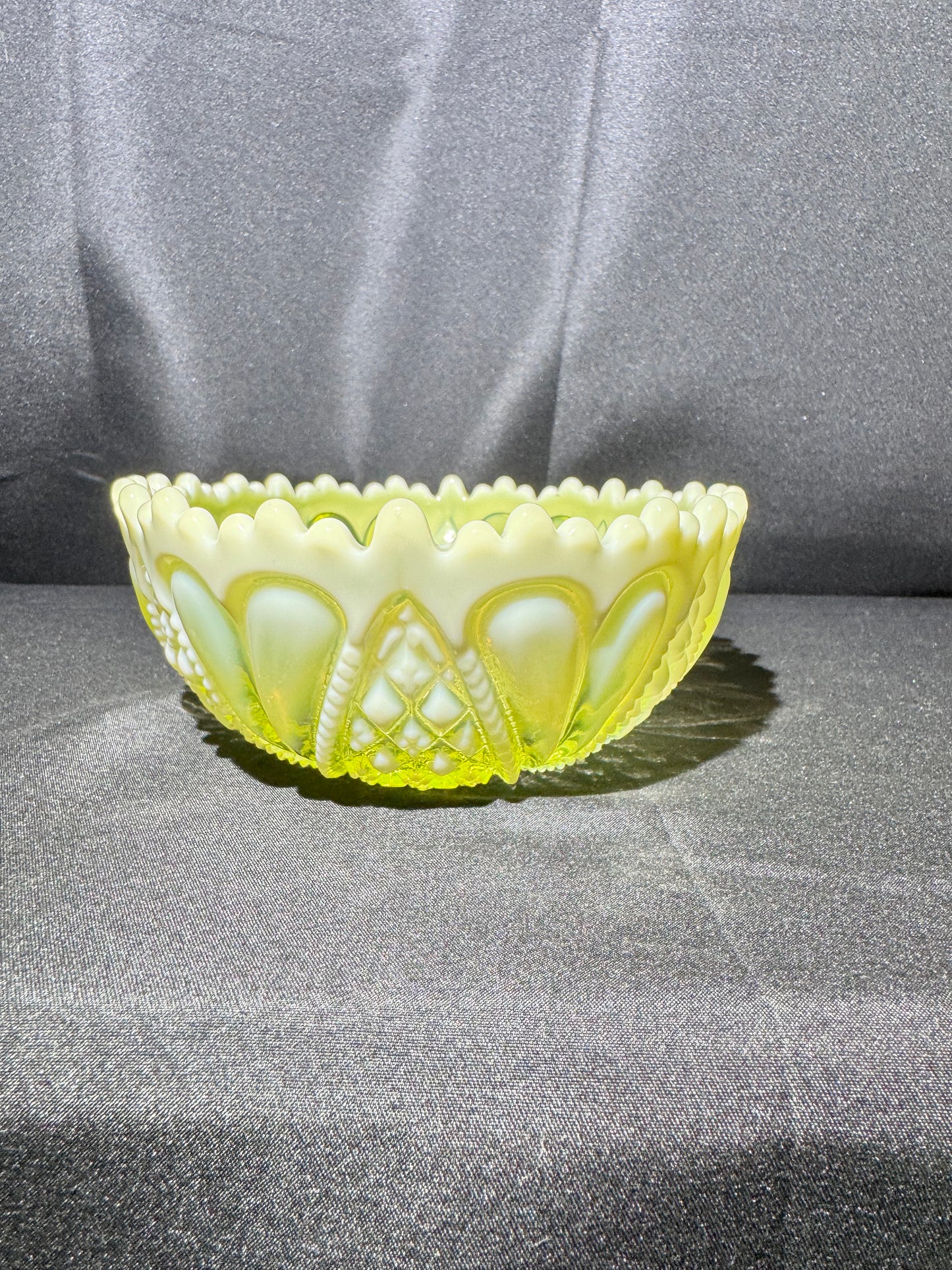 Uranium Glass Davidson Primrose Pearline “William and Mary” Oval Bowl RD 413701