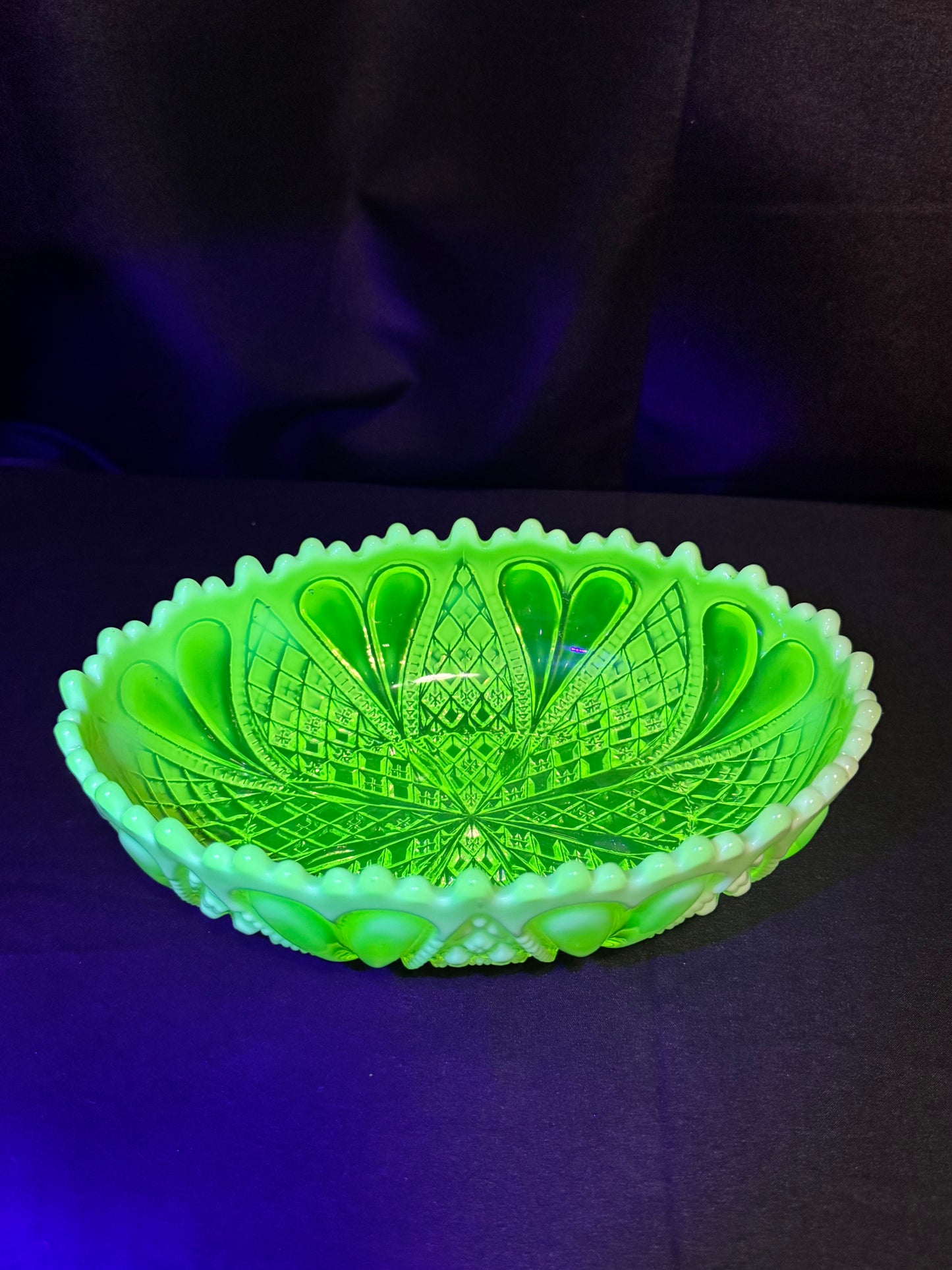 Uranium Glass Davidson Primrose Pearline “William and Mary” Oval Bowl RD 413701