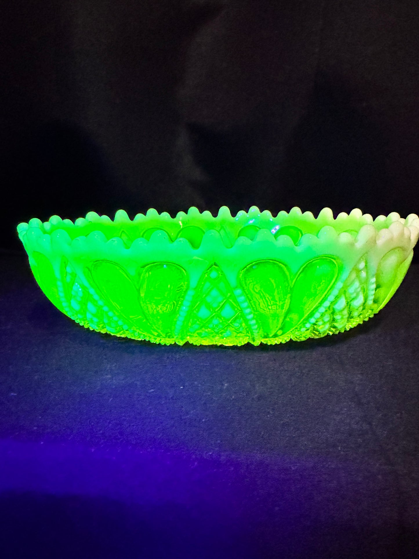 Uranium Glass Davidson Primrose Pearline “William and Mary” Oval Bowl RD 413701