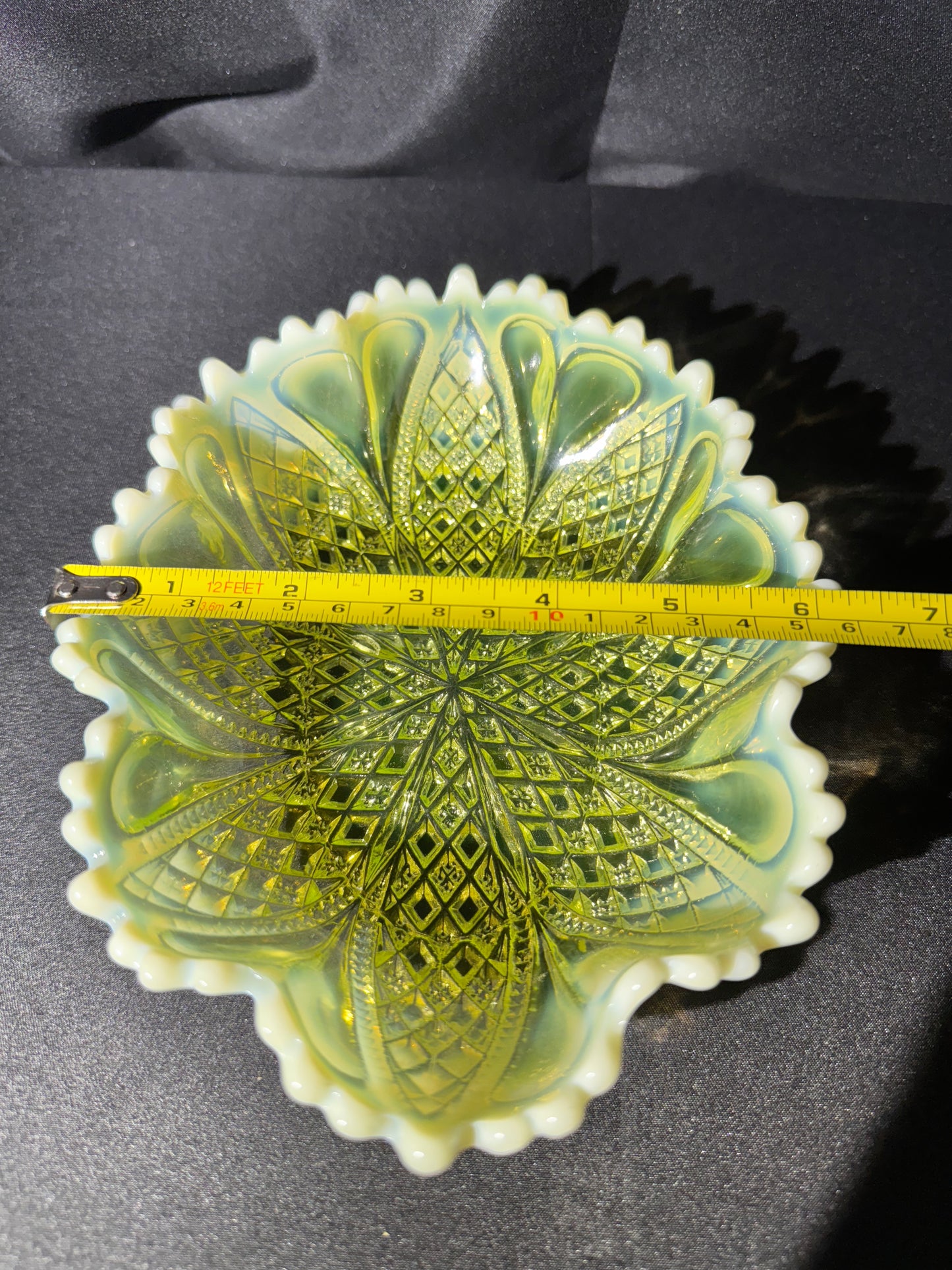 Uranium Glass Davidson Primrose Pearline “William and Mary” Ruffled Oval Bowl RD 413701