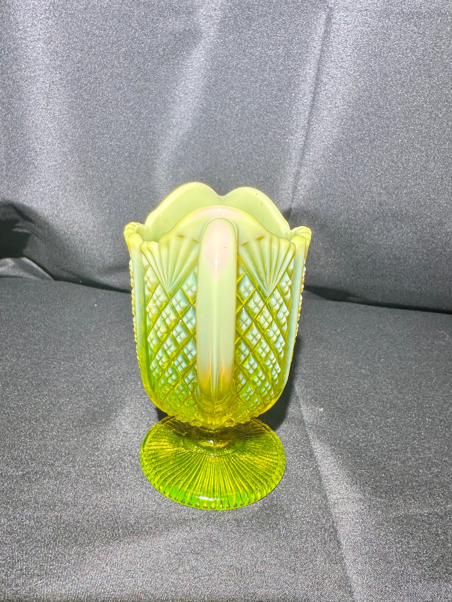 Davidson “Queen’s Crown” Primrose Pearline Uranium Glass Pedestal Creamer RD 320124