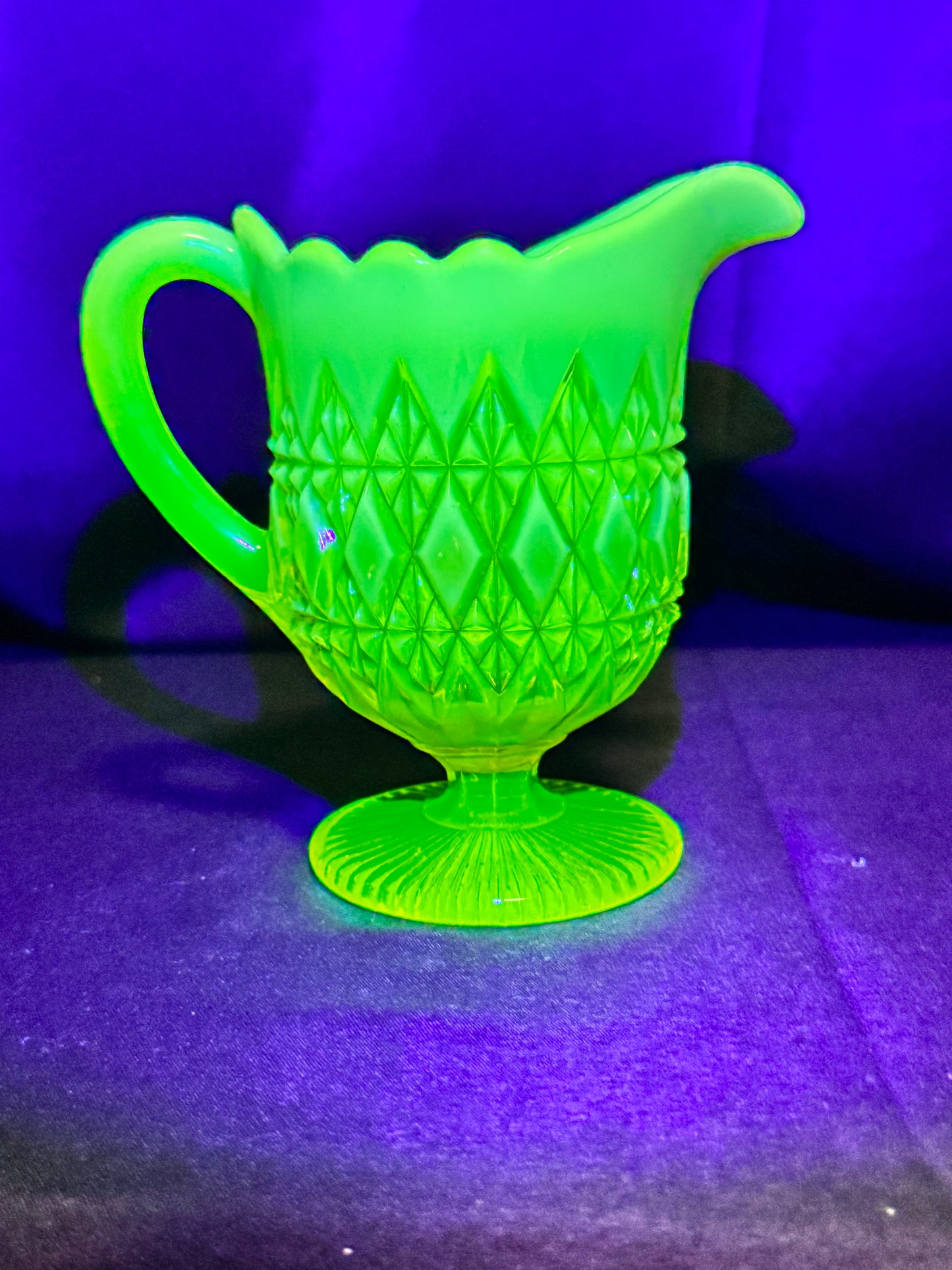 Uranium Glass - Davidson “Prince William” Primrose Pearline Pedestal Creamer RD217752 – 5”