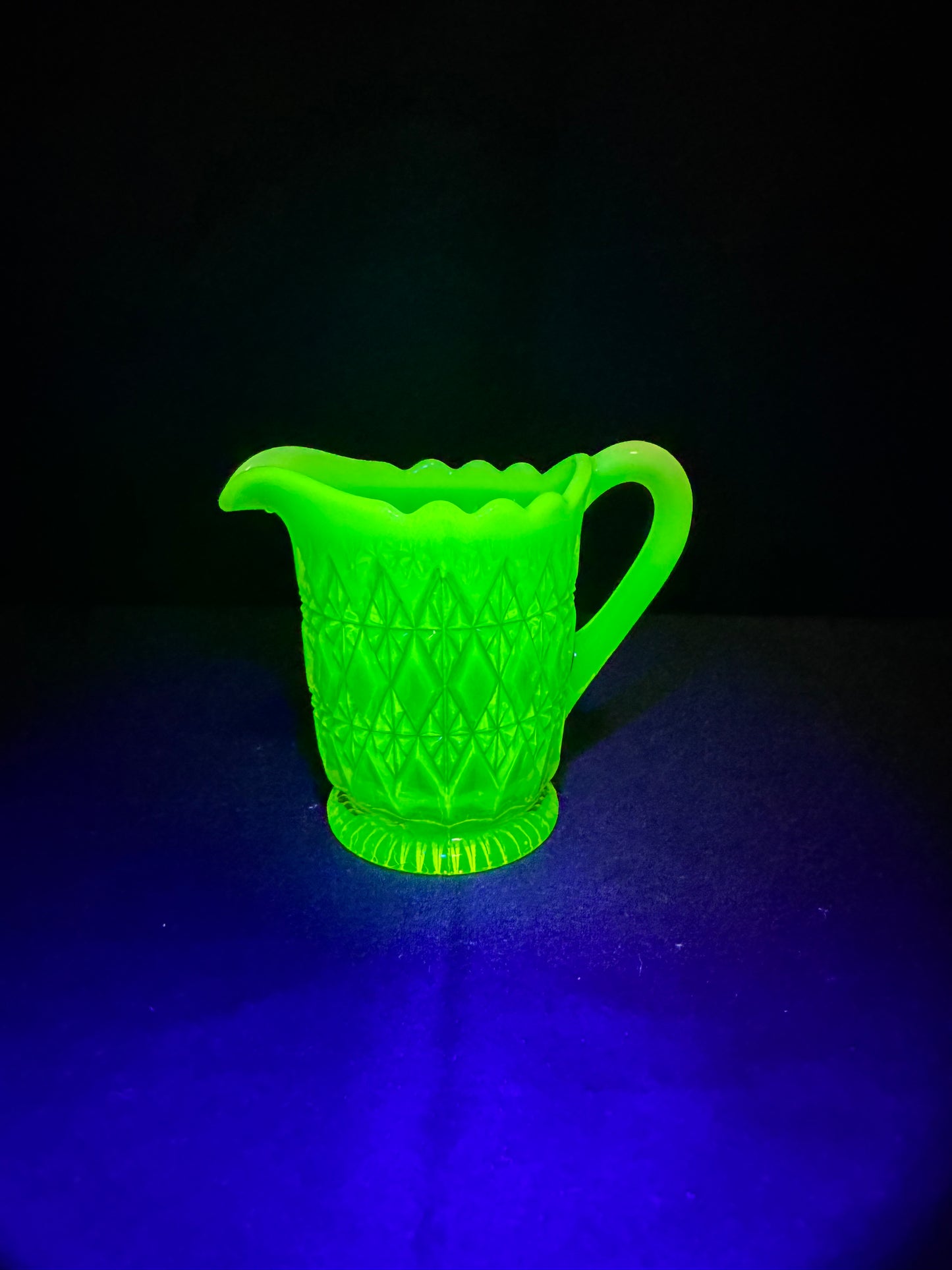 Uranium Glass - Davidson “Prince William” Primrose Pearline Creamer RD217752 – 3½”