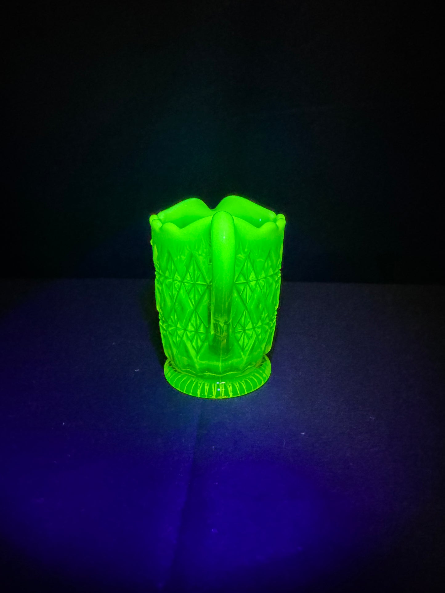 Uranium Glass - Davidson “Prince William” Primrose Pearline Creamer RD217752 – 3½”