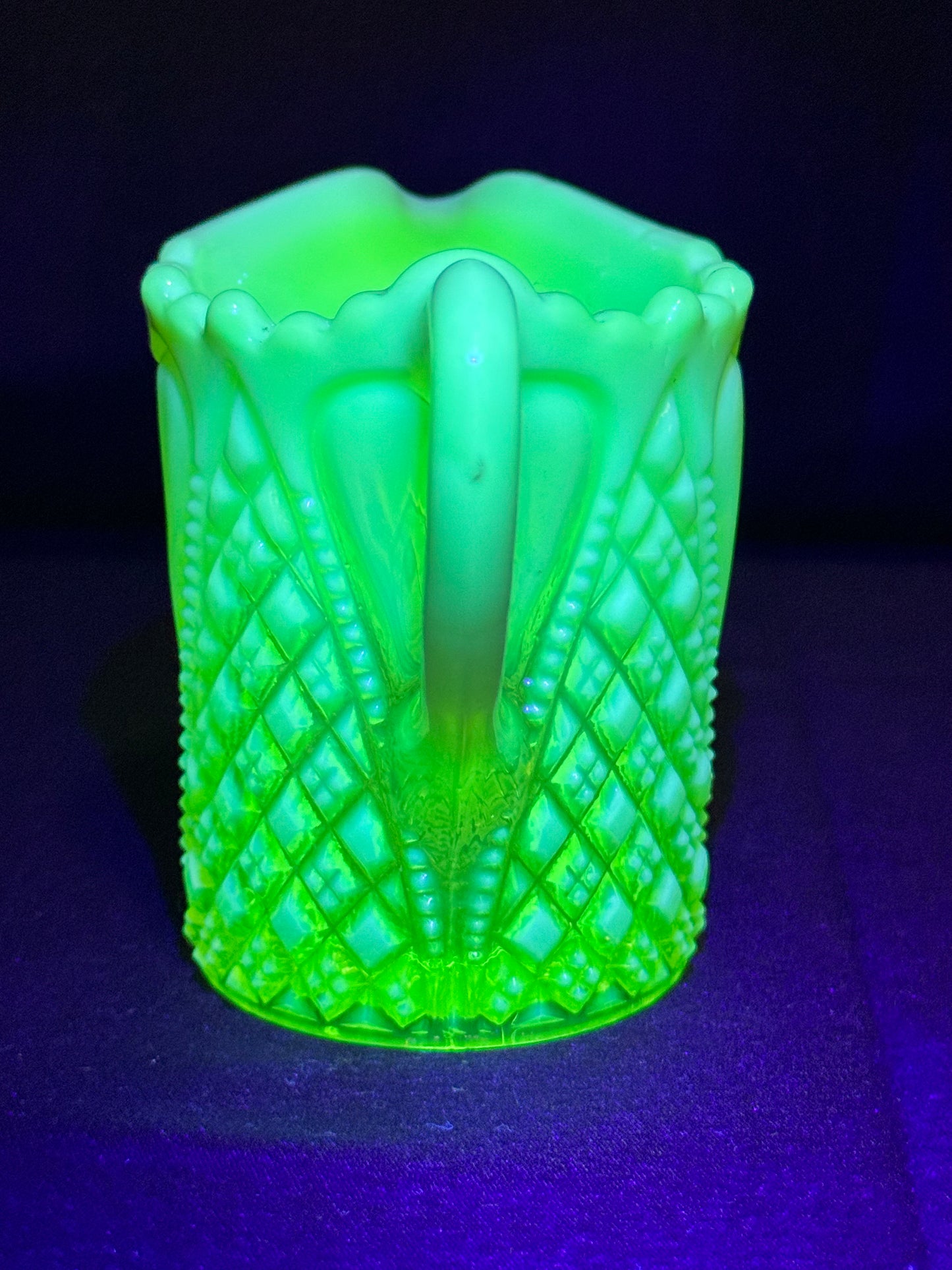 Uranium Davidson “Willam and Mary” Pearline Primrose 3 1/2” Creamer