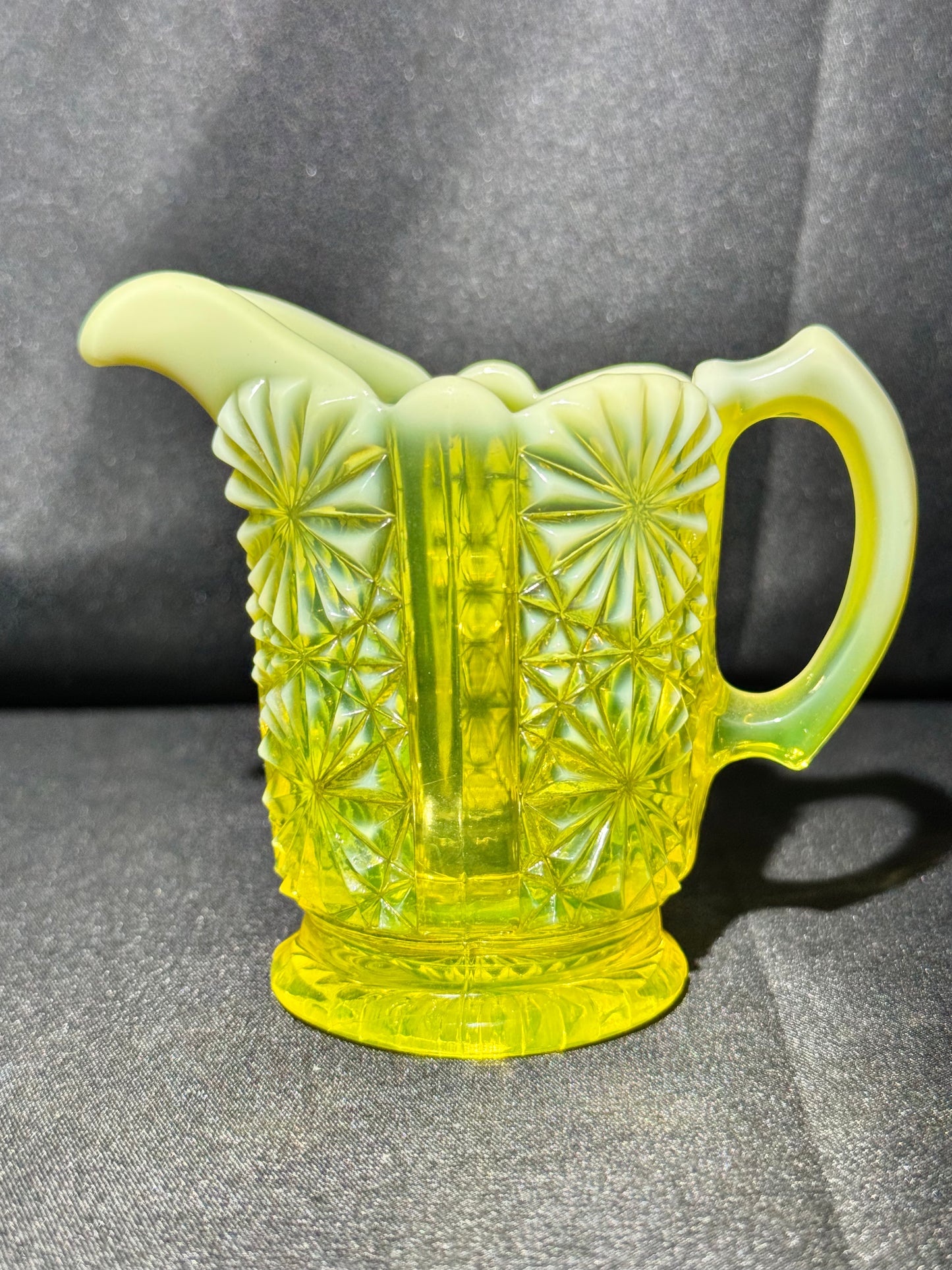 Uranium Davidson “Lady Chippendale” 3 1/2” Creamer RD176366 Primrose Pearline
