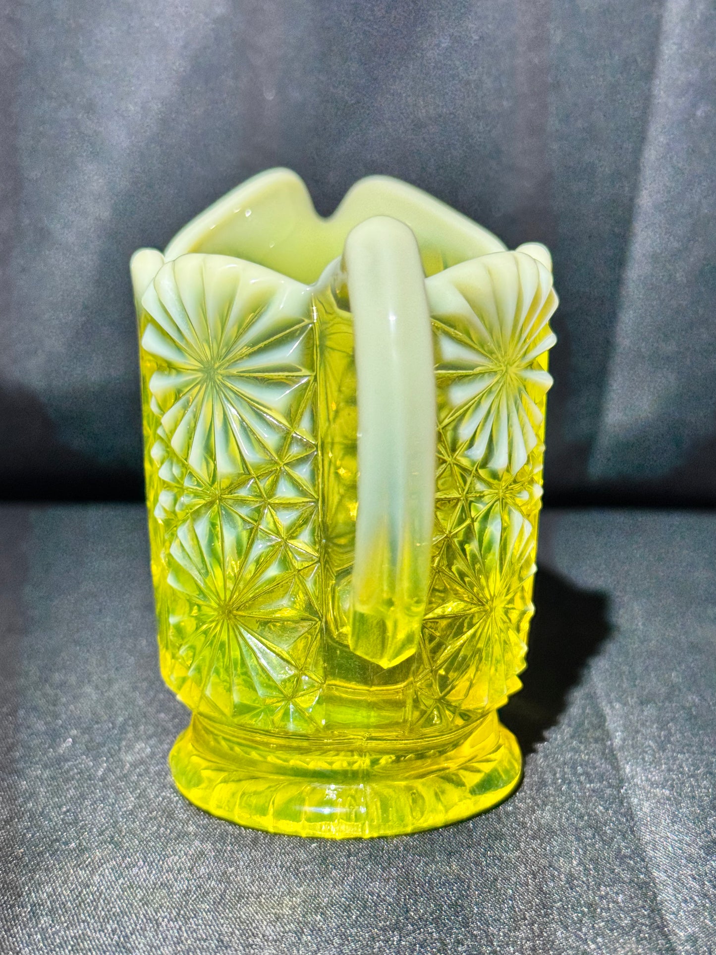 Uranium Davidson “Lady Chippendale” 3 1/2” Creamer RD176366 Primrose Pearline