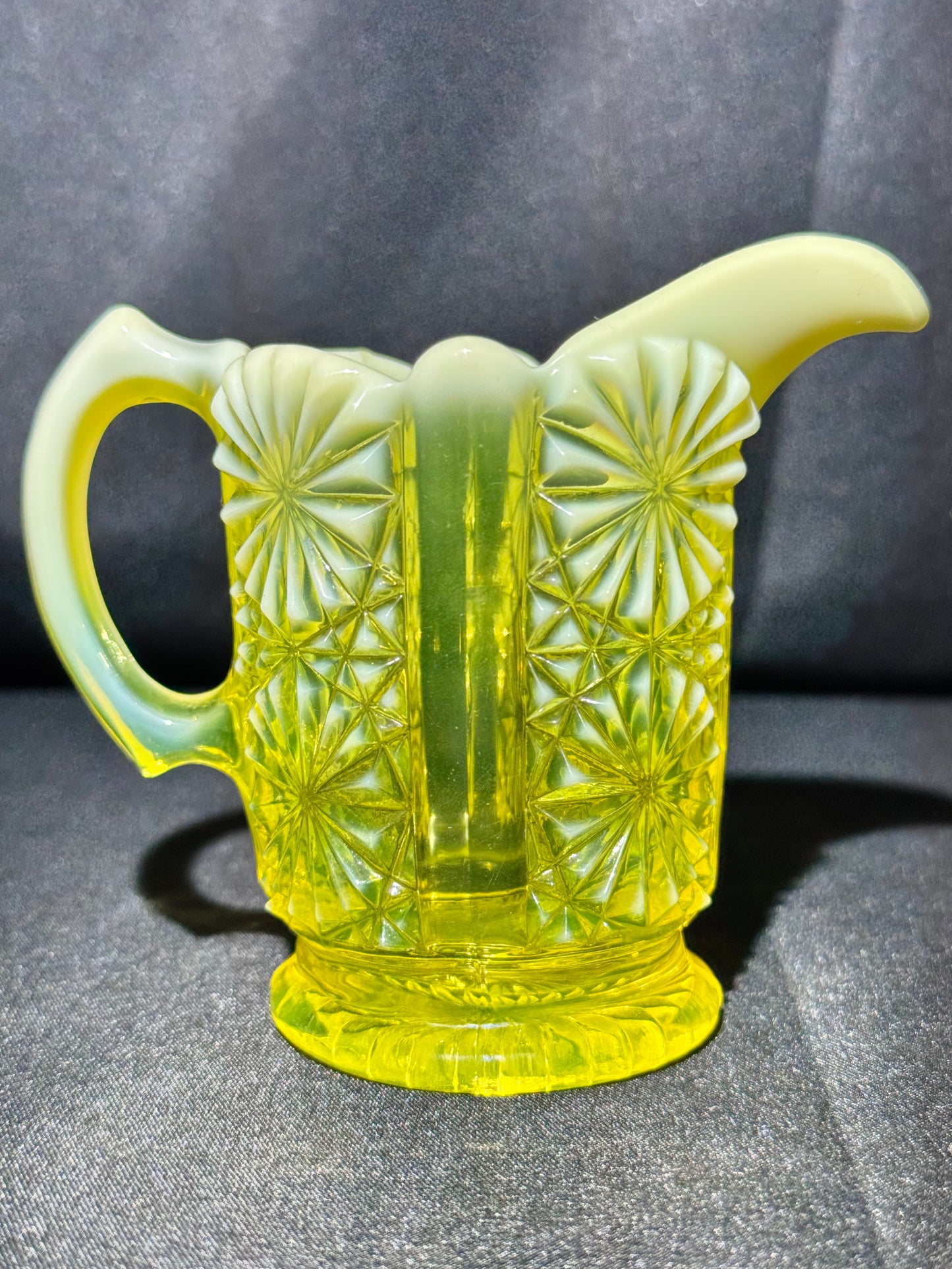 Uranium Davidson “Lady Chippendale” 3 1/2” Creamer RD176366 Primrose Pearline