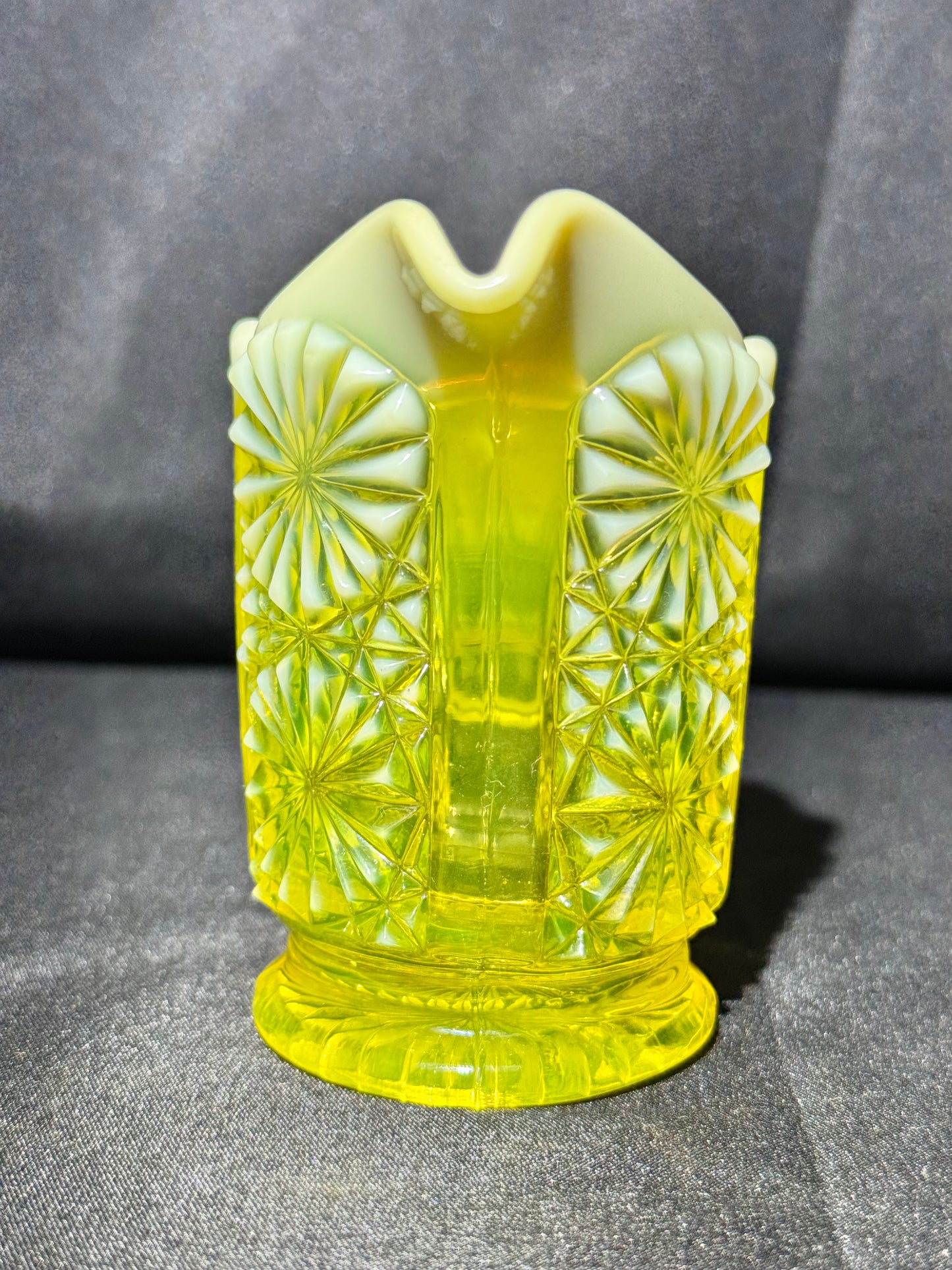 Uranium Davidson “Lady Chippendale” 3 1/2” Creamer RD176366 Primrose Pearline