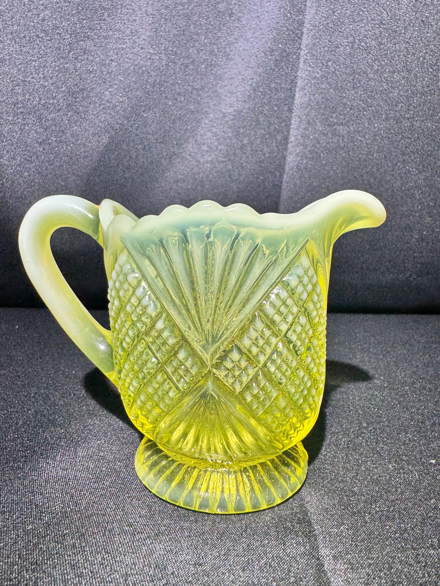Uranium – Davidson “Lords and Ladies” Pearline Primrose Creamer RD 285342