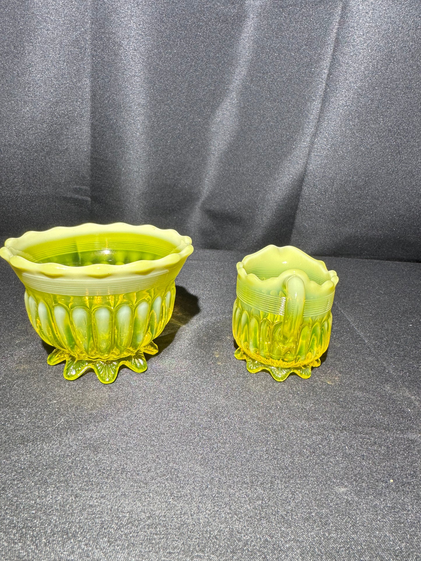 Uranium Glass Davidson Creamer & Sugar Set – Primrose Pearline “Lady Caroline” Collection
