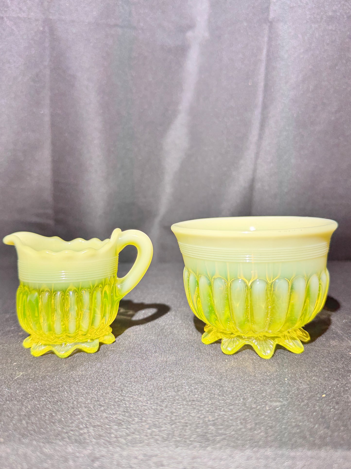 Uranium Davidson Creamer & Sugar Set – “Lady Caroline” Primrose Pearline Collection