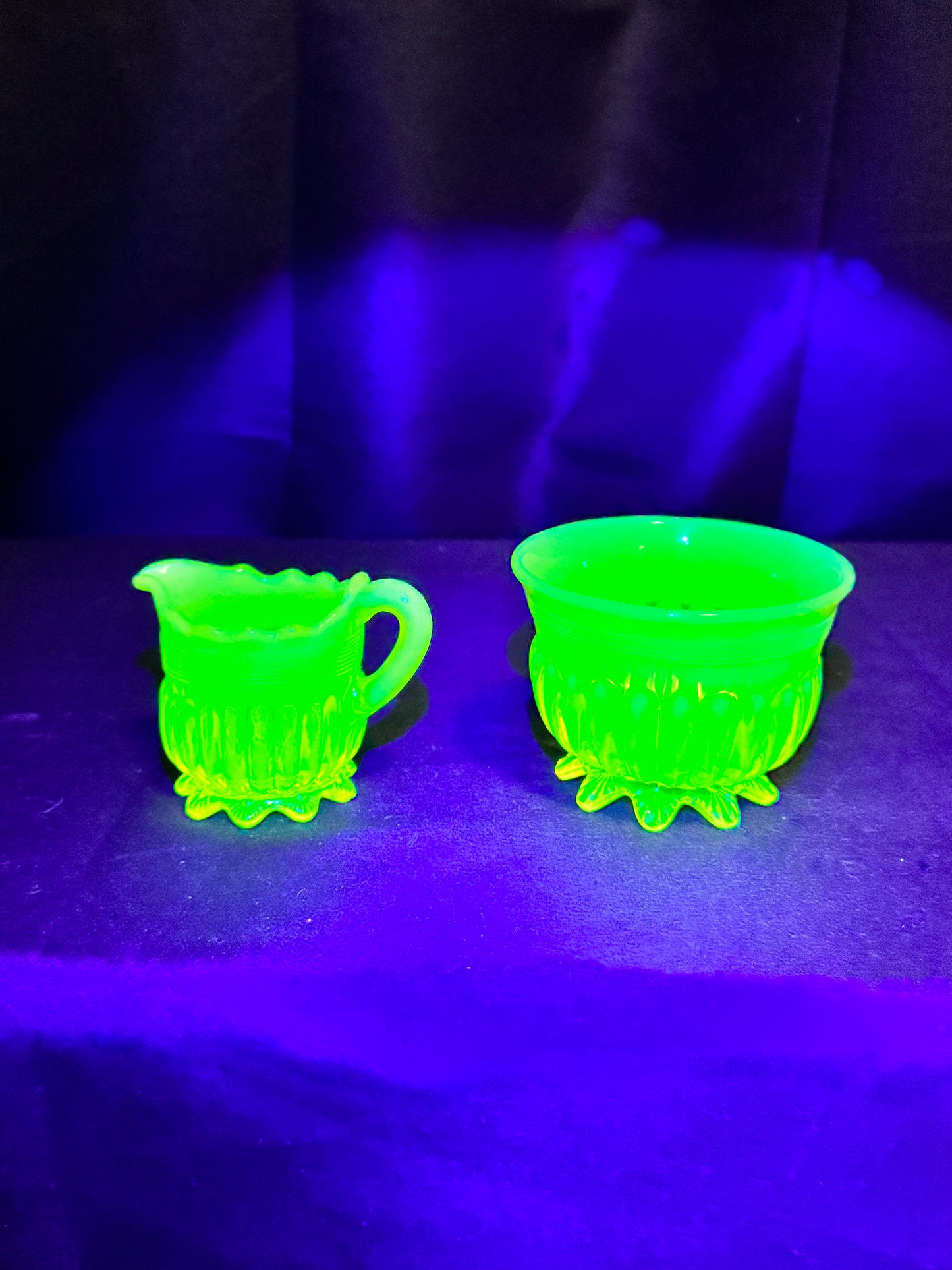 Uranium Davidson Creamer & Sugar Set – “Lady Caroline” Primrose Pearline Collection
