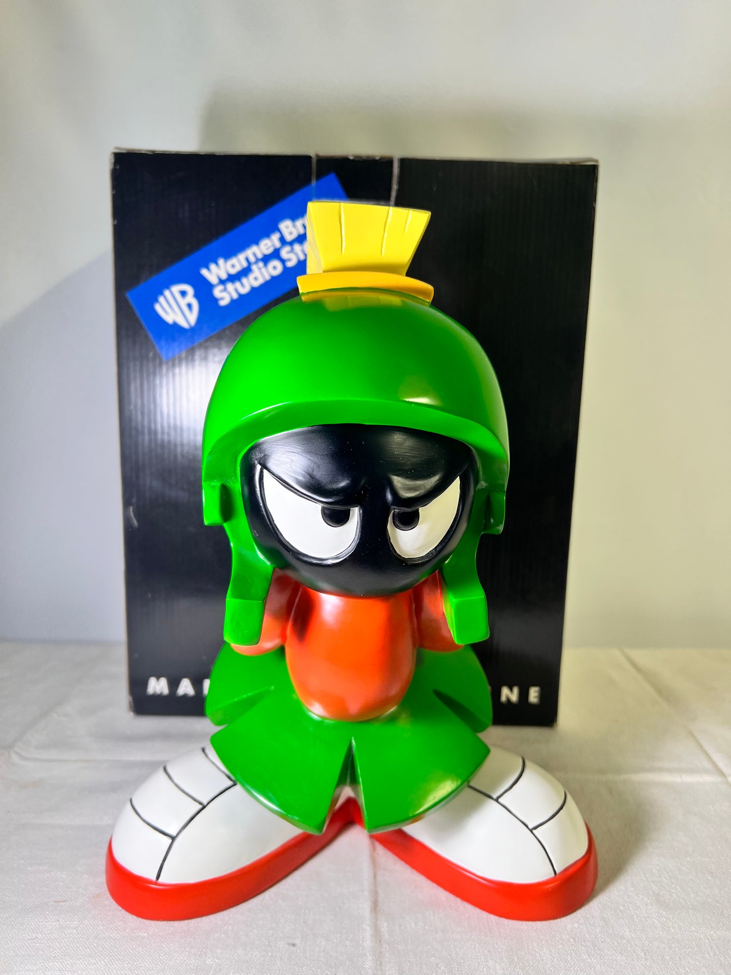 Marvin the Martian- 12” statue- looney Tunes- Warner Brothers Studio Store