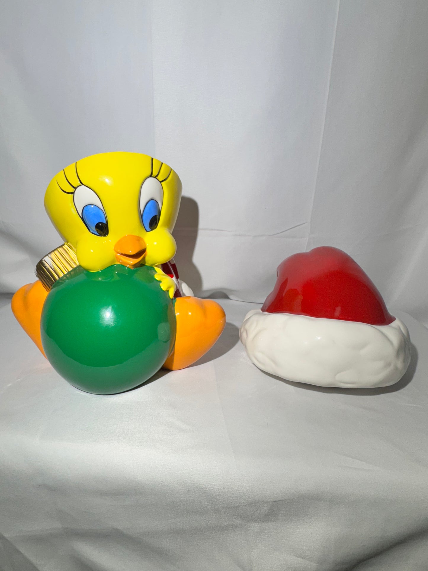 Tweety Bird- Cookie Jar - Warner Brothers- Looney Tunes- Christmas