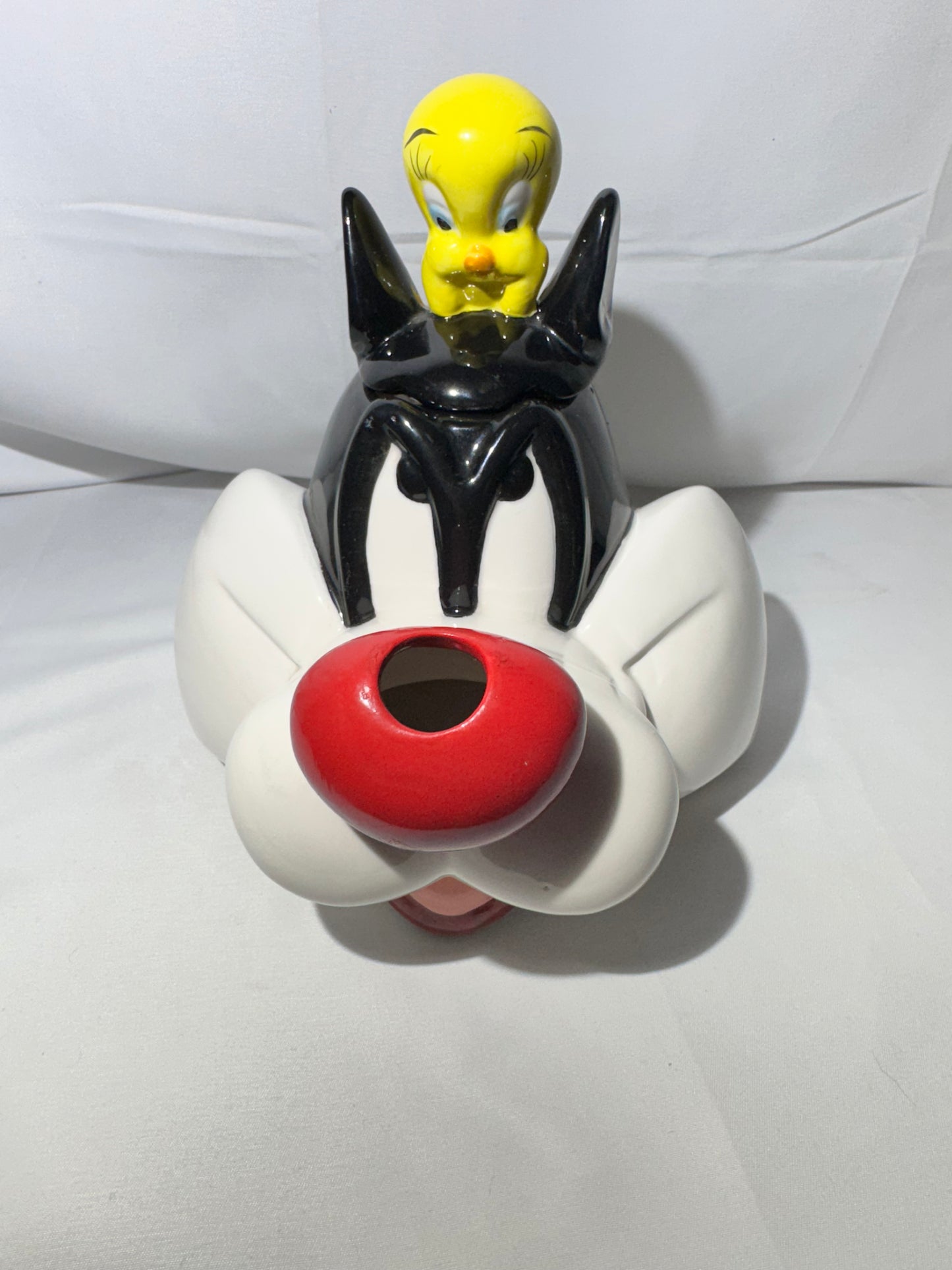 Tweety Bird & Sylvester Teapot – Warner Brothers Looney Tunes – 1999