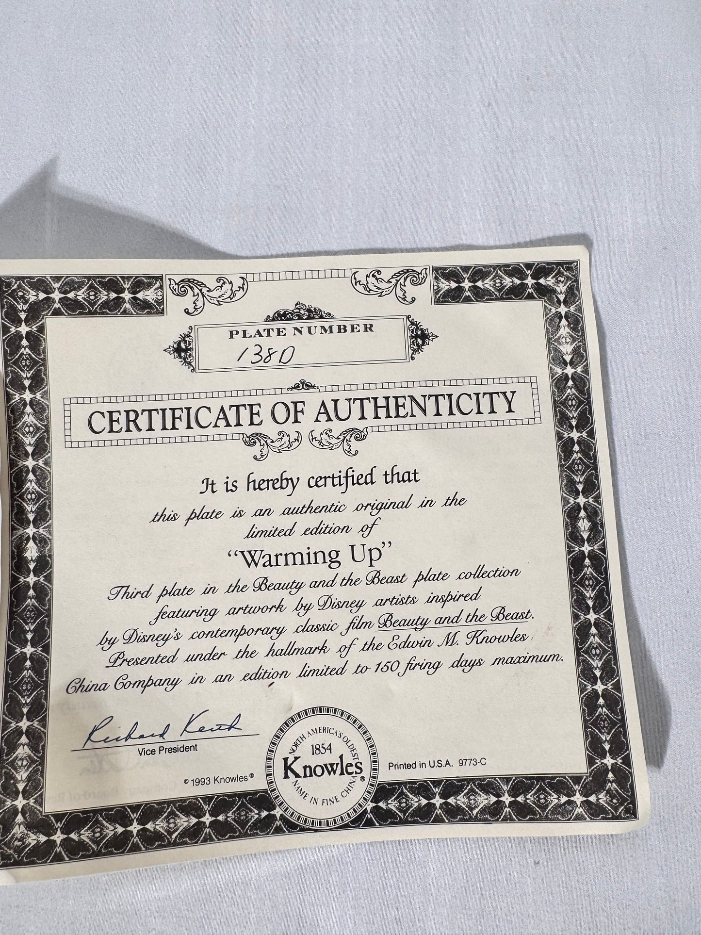 Beauty and the beast-collectors plate-Knowles-plate number 138D-warming up-Disney-certificate of authentication