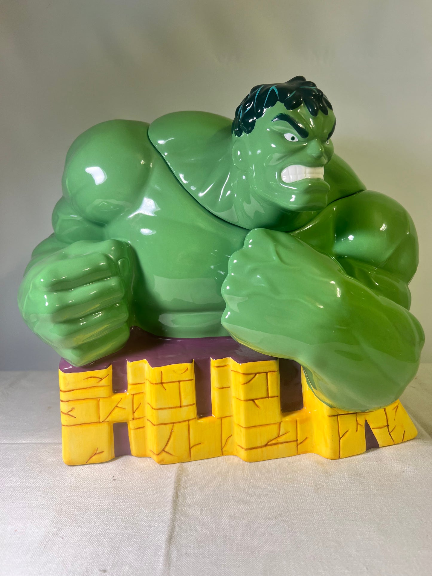11” Hulk -Ceramic-Cookie Jar- Star- Limited Edition 287/1000- marvel- 1998