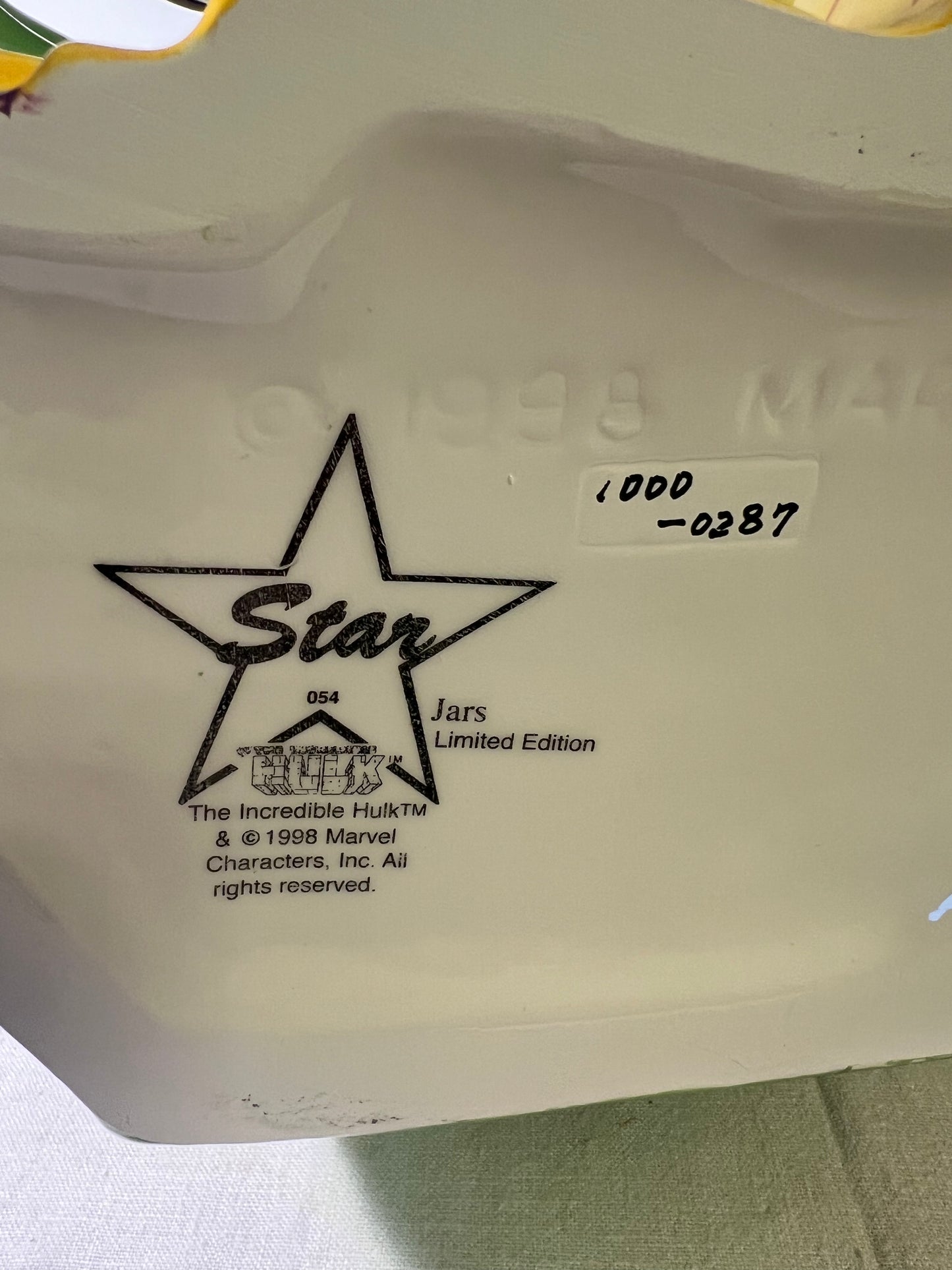 11” Hulk -Ceramic-Cookie Jar- Star- Limited Edition 287/1000- marvel- 1998