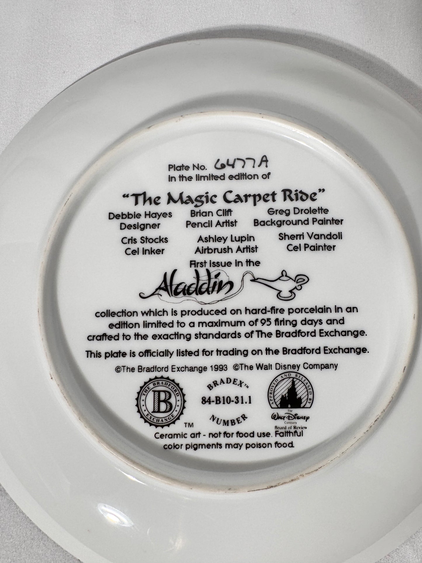 Aladdin- collectors plate -Bradford exchange-the magic carpet ride-plate number 6477A-Disney-limited edition-gold trim