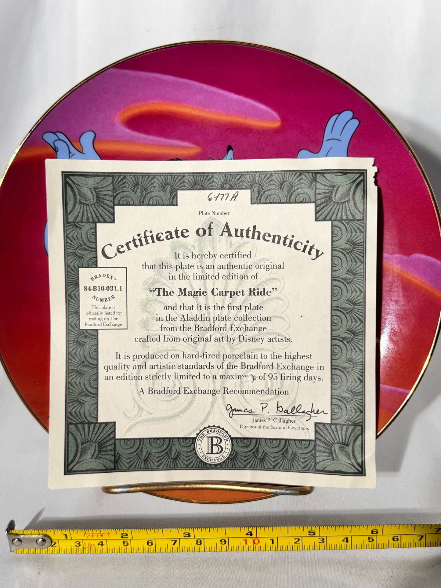 Aladdin- collectors plate -Bradford exchange-the magic carpet ride-plate number 6477A-Disney-limited edition-gold trim