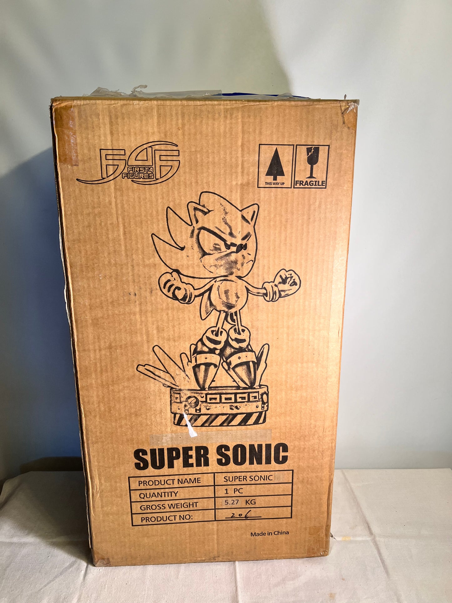 Super Sonic - 15” First 4 figure-limited edition #206