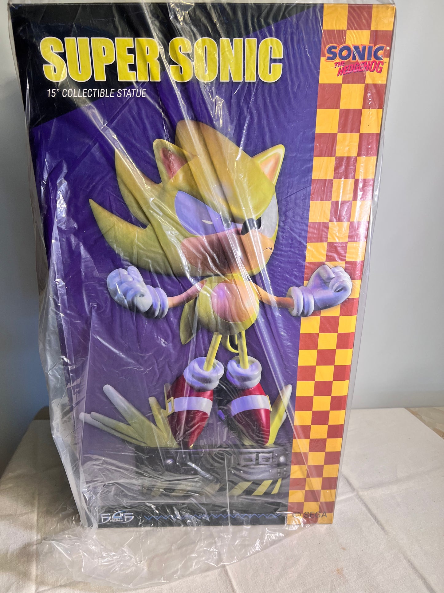 Super Sonic - 15” First 4 figure-limited edition #206