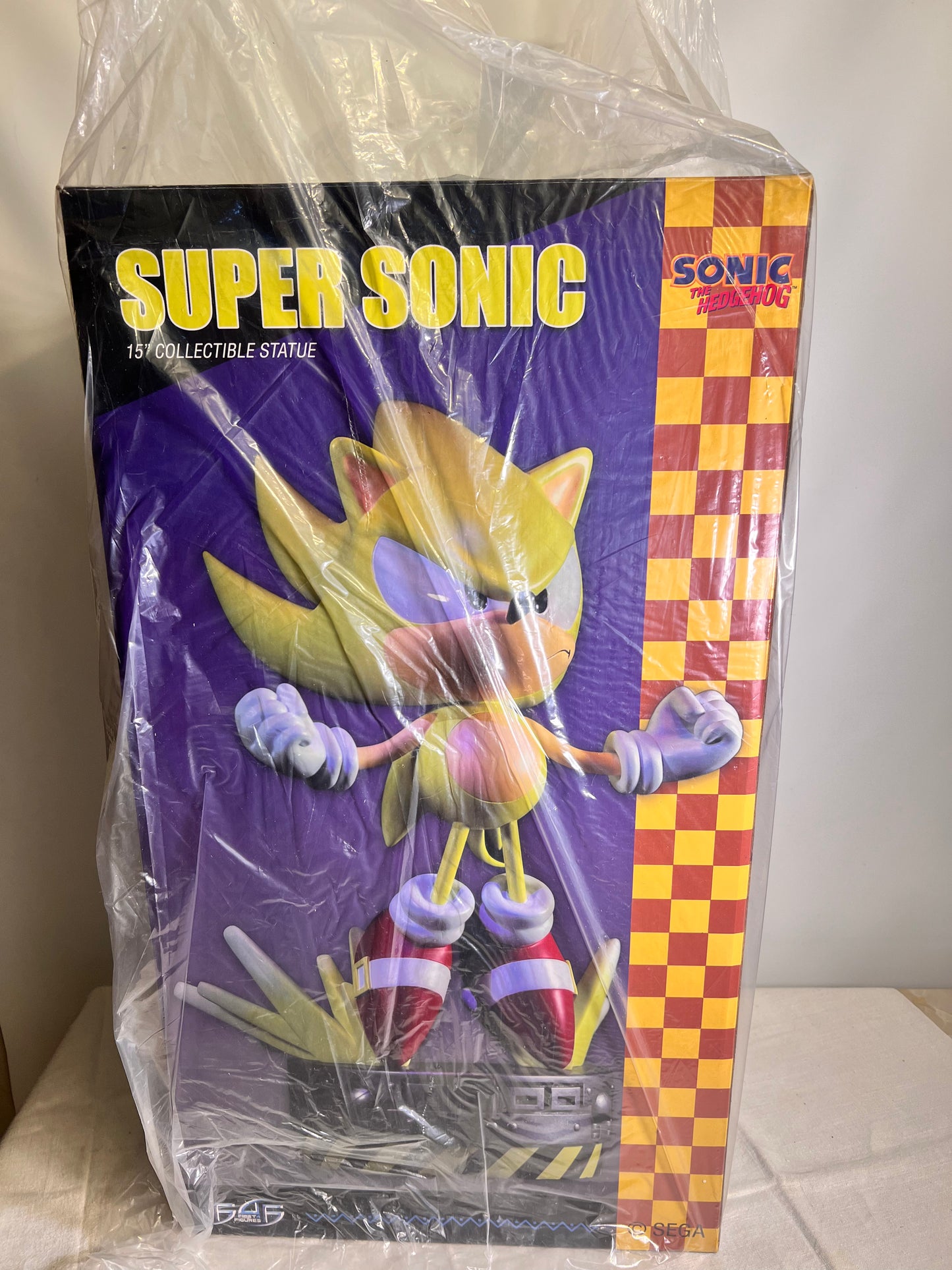 Super Sonic - 15” First 4 figure-limited edition #206