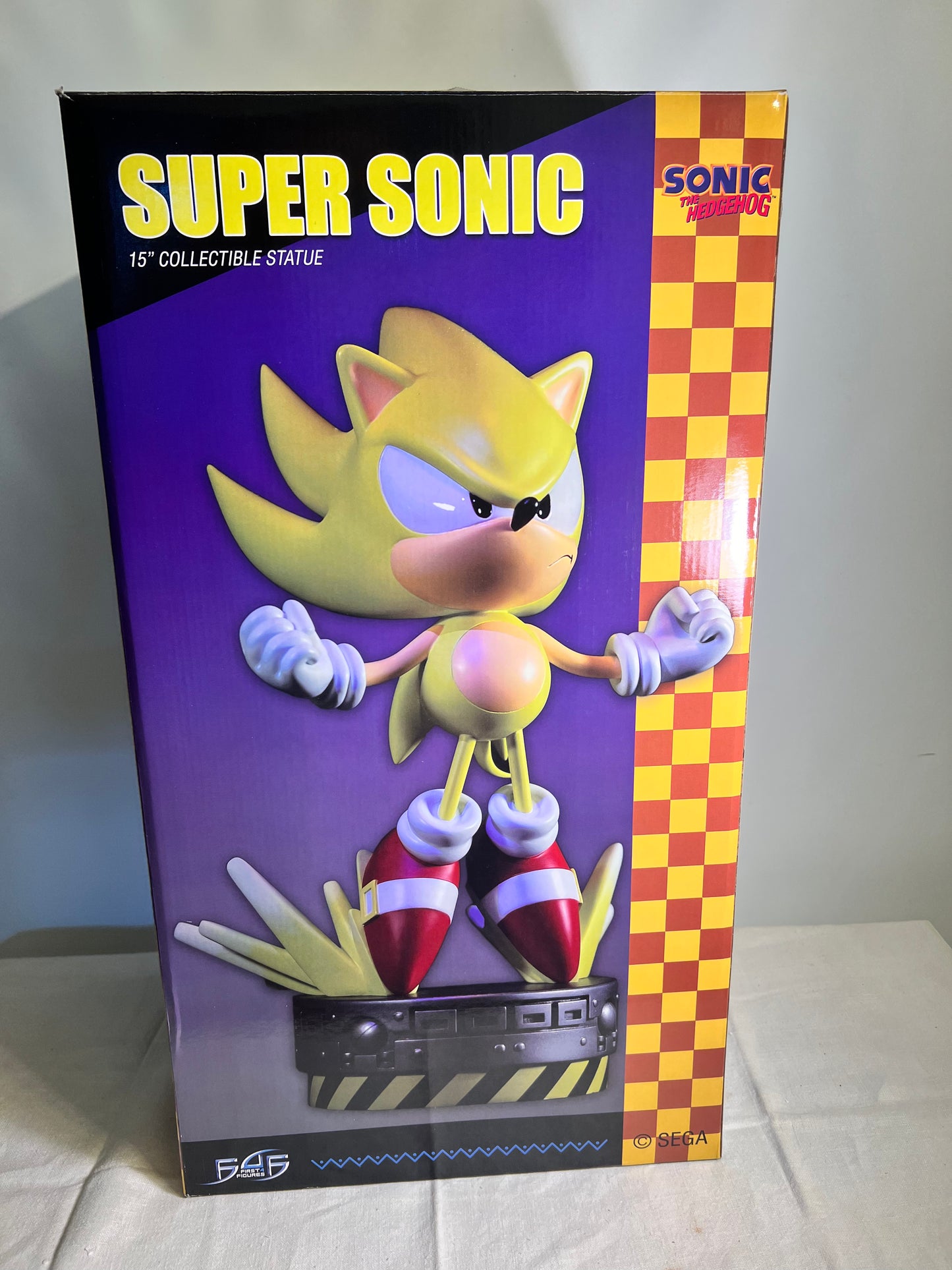 Super Sonic - 15” First 4 figure-limited edition #206