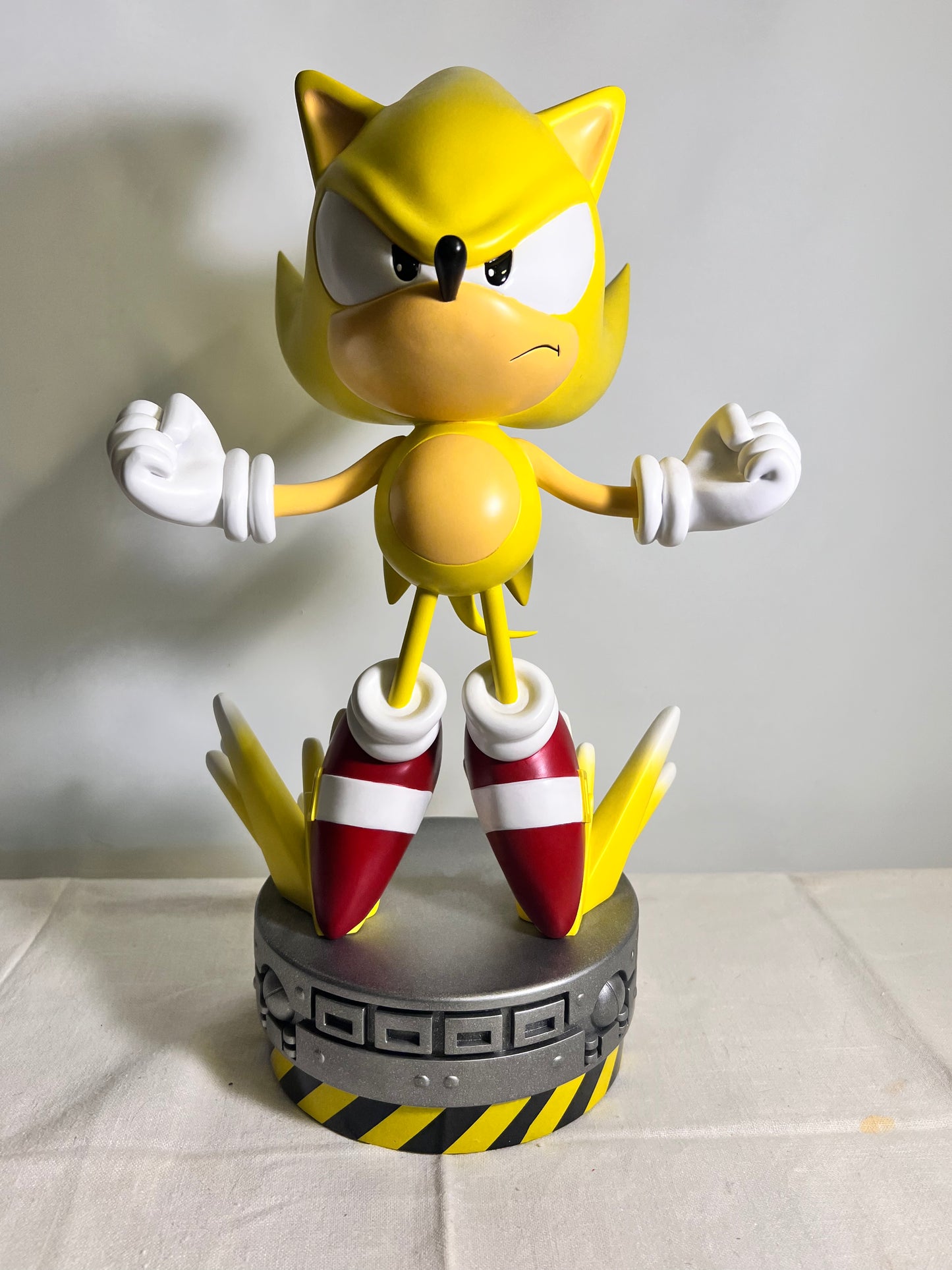Super Sonic - 15” First 4 figure-limited edition #206