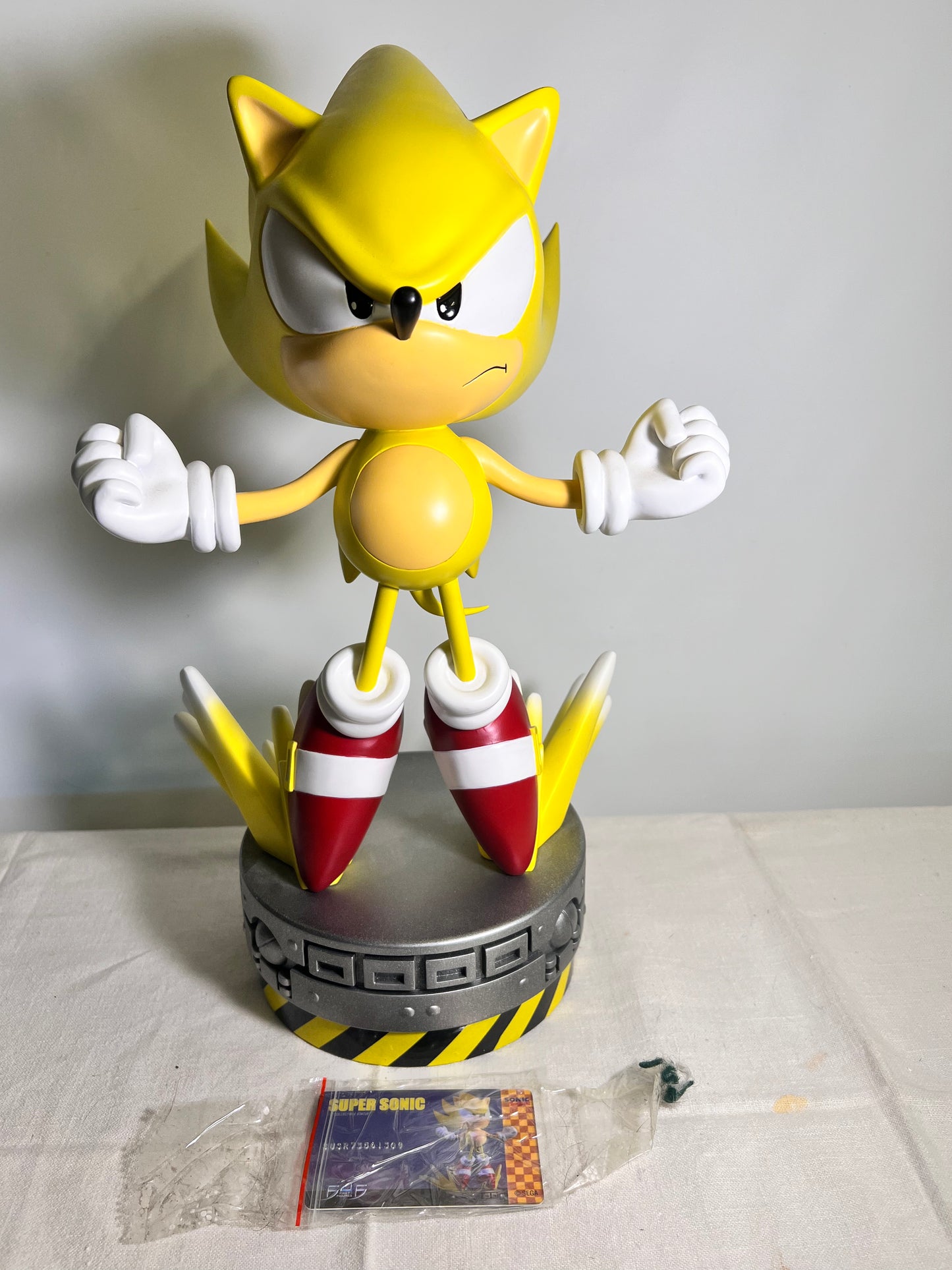 Super Sonic - 15” First 4 figure-limited edition #206
