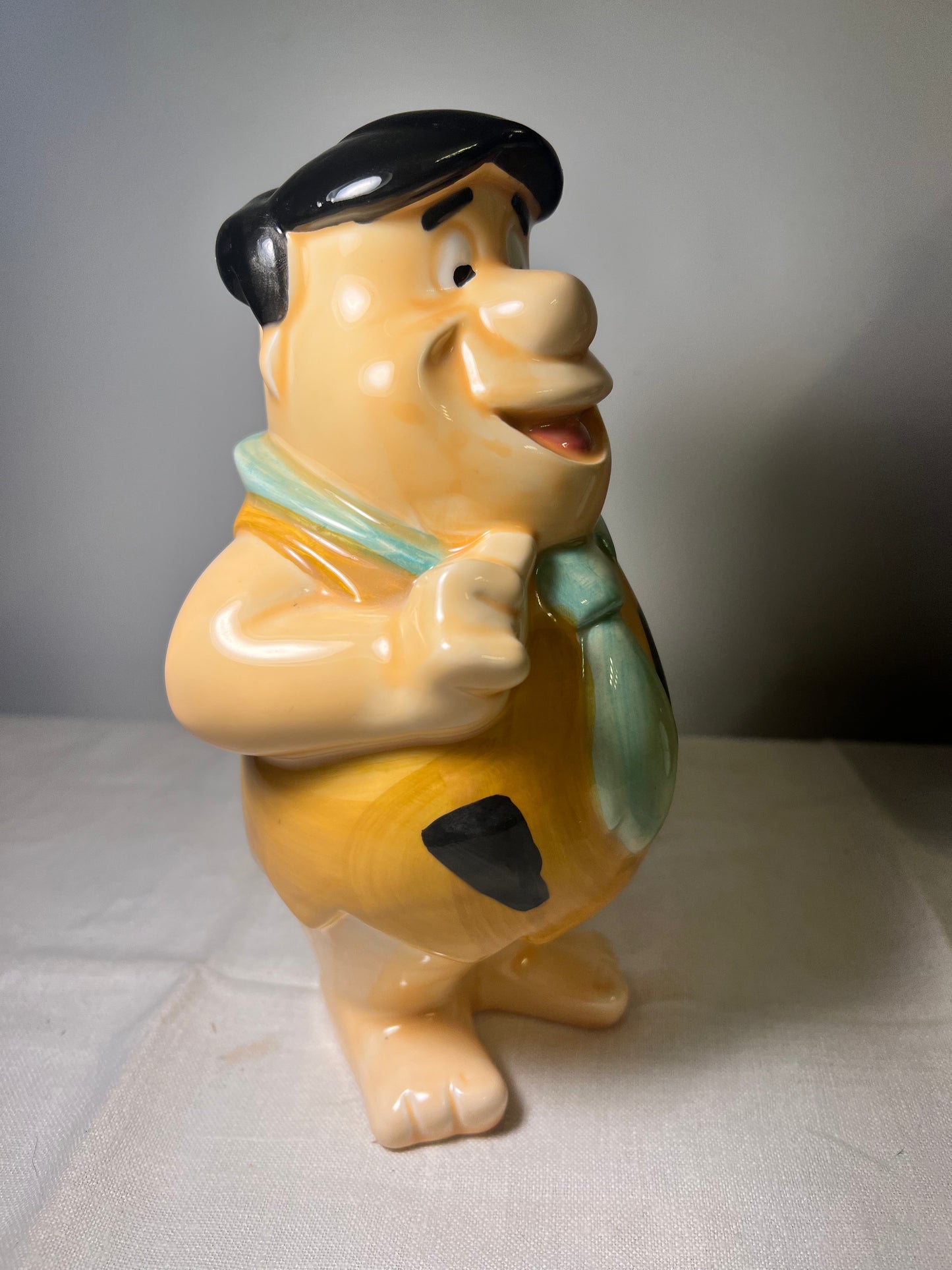 Fred Flintstone- 8 1/2 ceramic bank- Vandor -1990- Hand painted-Pelzman design