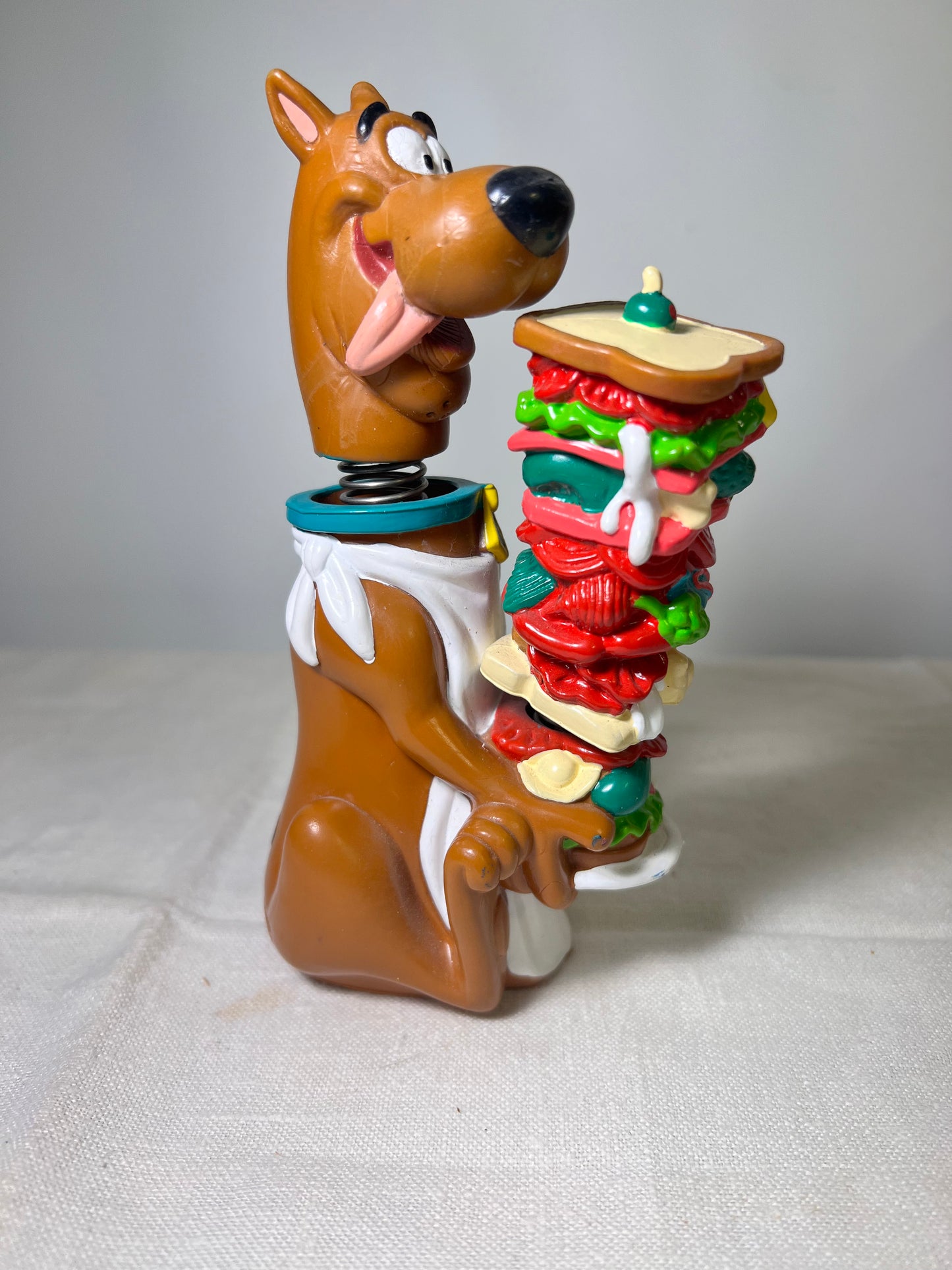 Scooby Doo- 6” bobble head- bobble sandwich