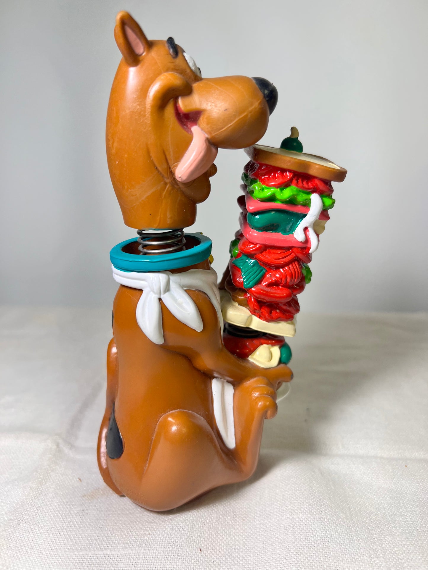 Scooby Doo- 6” bobble head- bobble sandwich