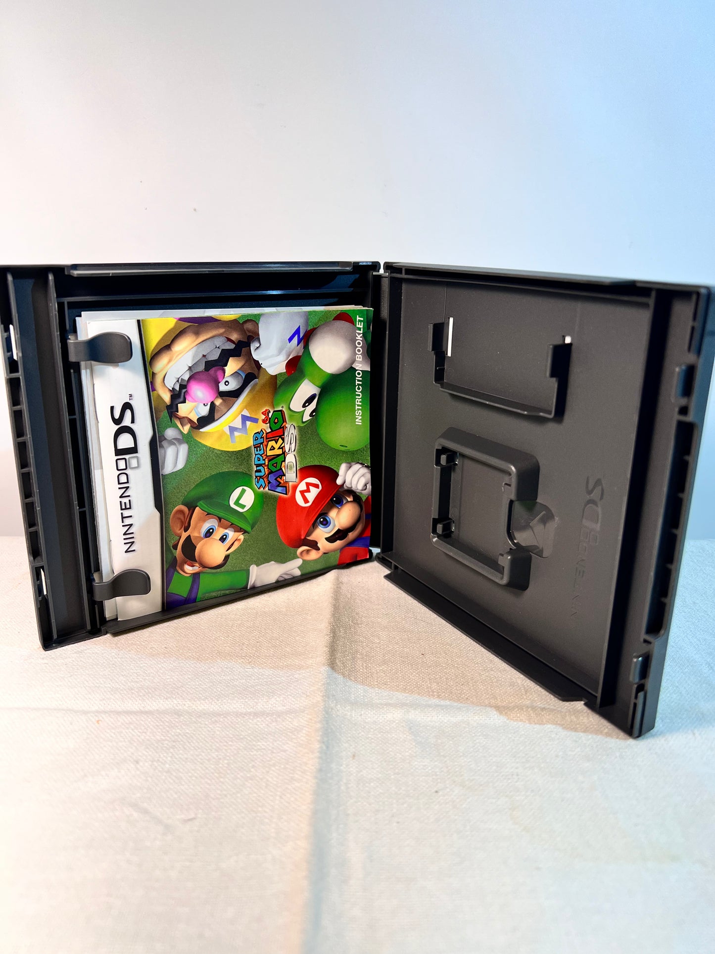 Nintendo DS- * Case Only- Super Mario DS