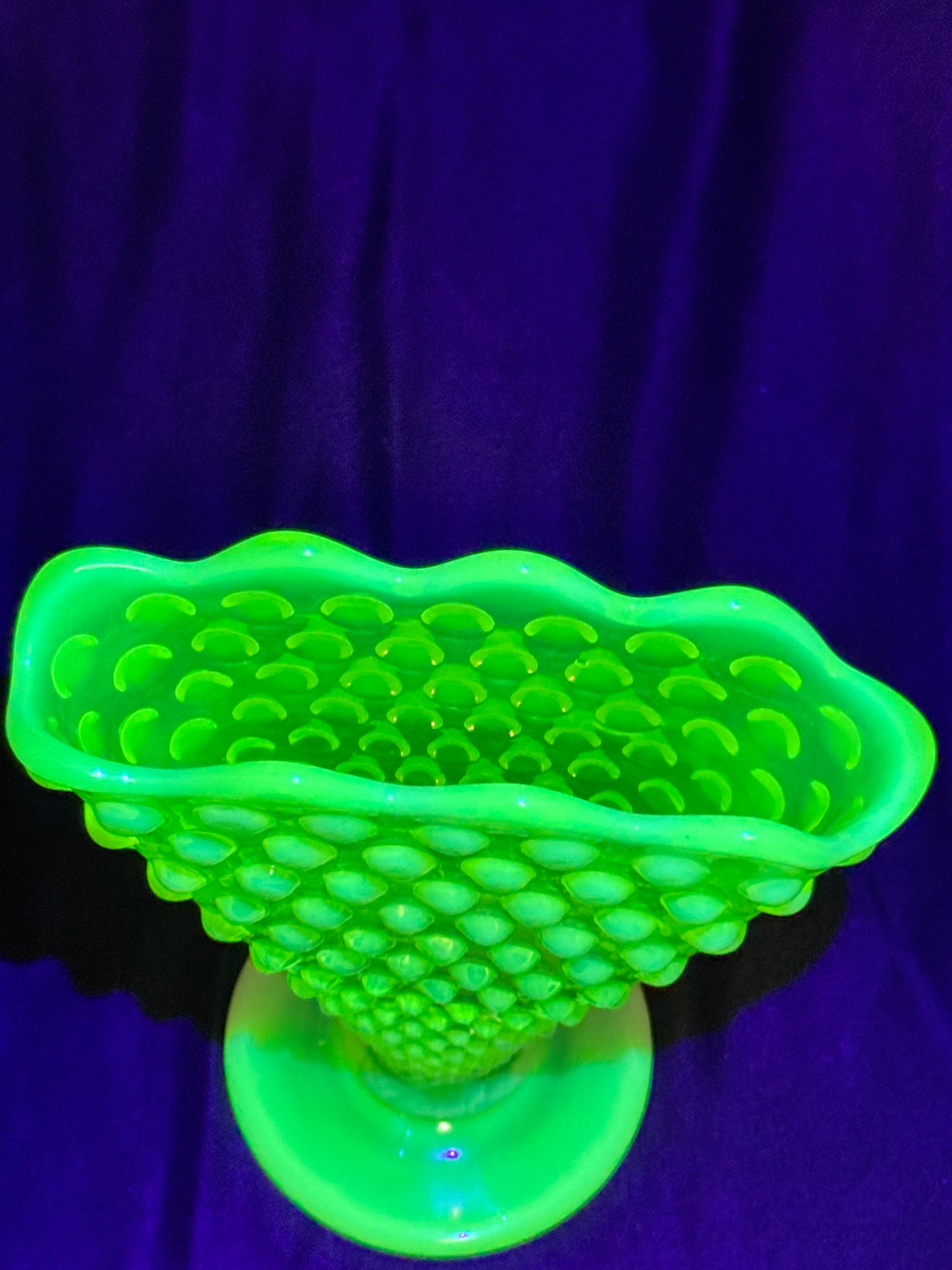 Uranium- Fenton- Hobnail- 6” Fan Vase- Topaz Opalescent