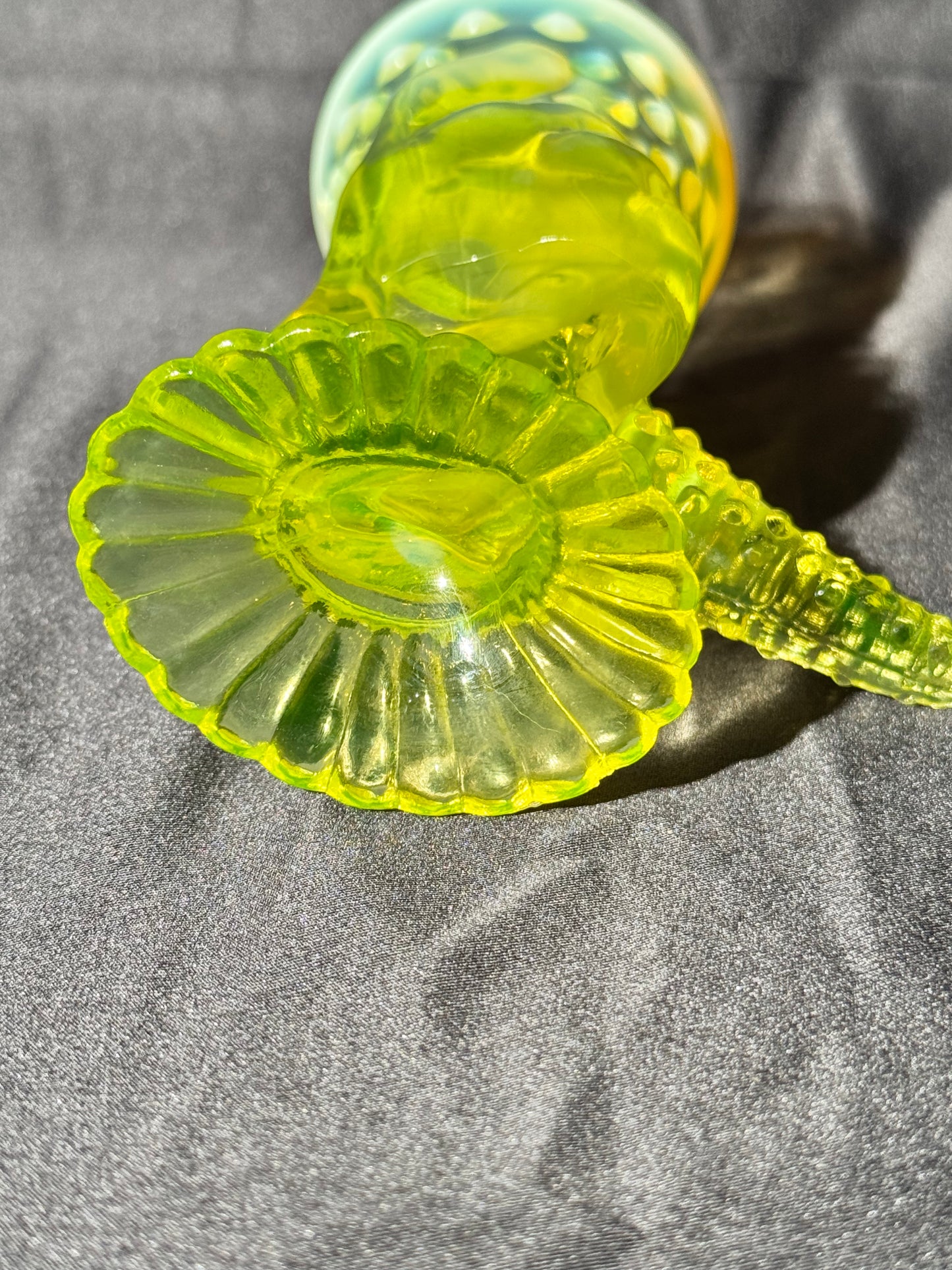 Uranium Rare vintage Fenton Topaz opalescent hobnail hand vase