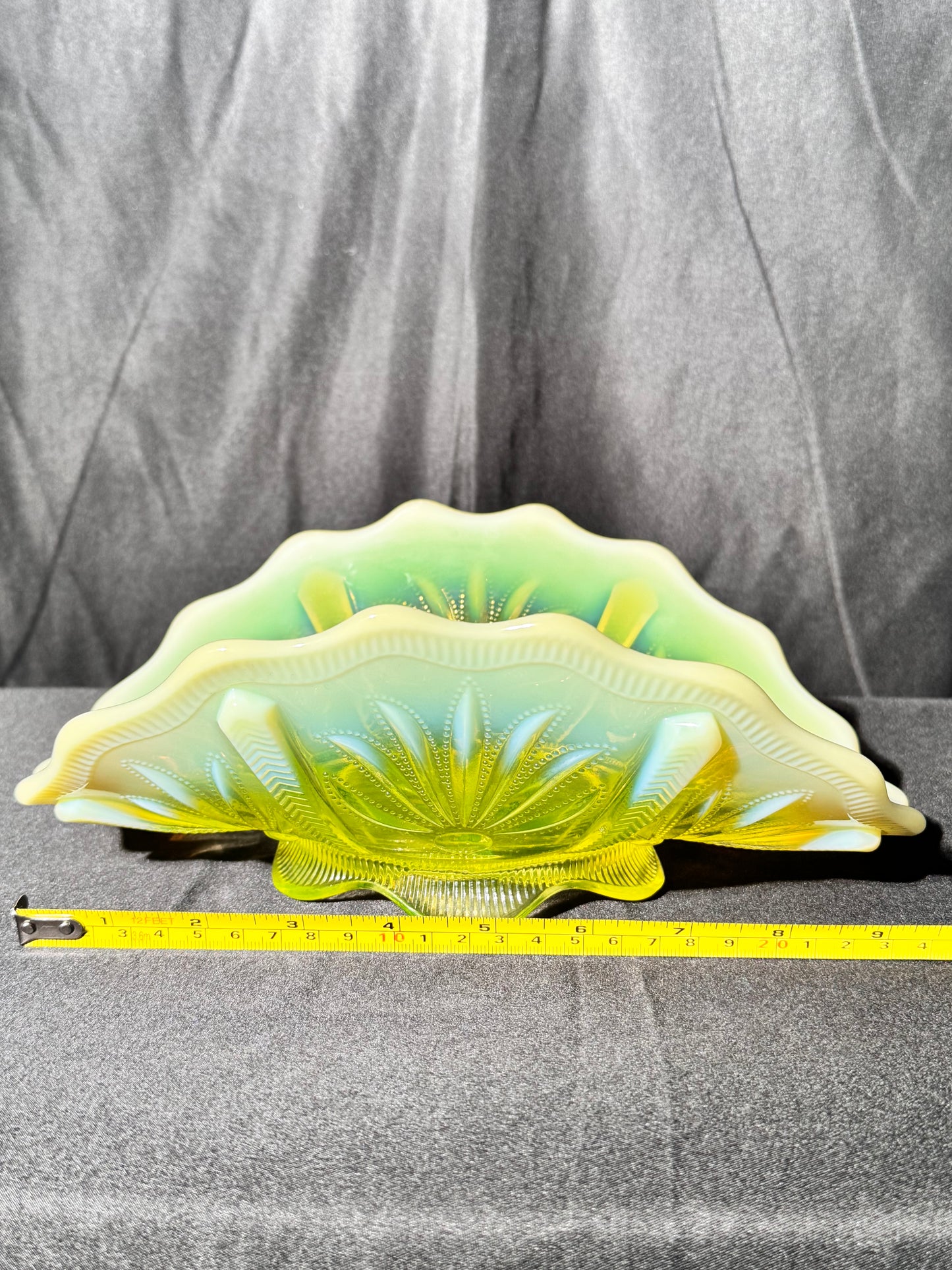 Uranium- Fenton - Cactus- Banana Bowl- Topaz Opalescent