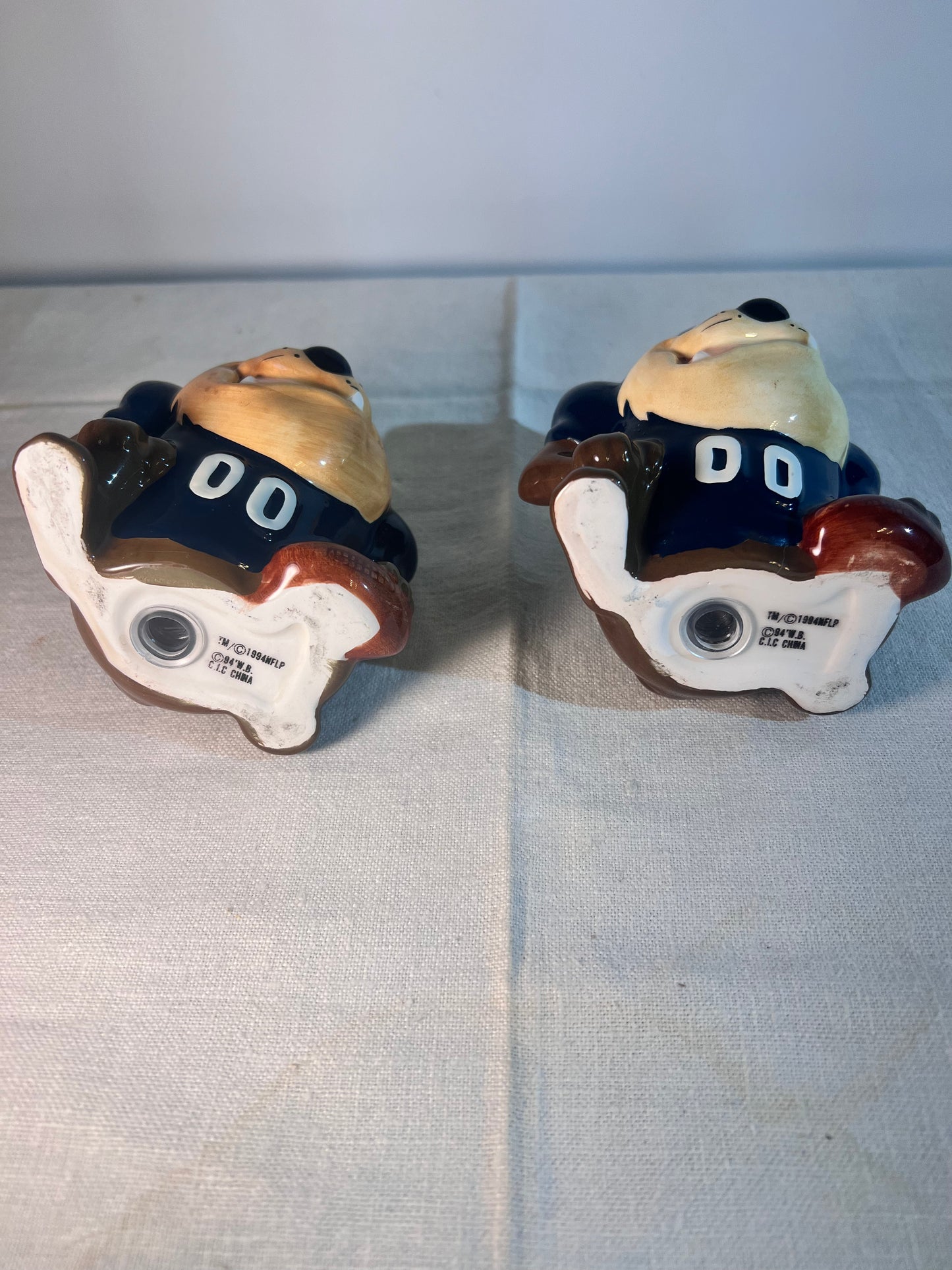 Taz - 3 1/2” Salt & Pepper Shakers- NFL Team- Chicago bears- Looney Tunes- Warner Brothers- item #6857 - 1994
