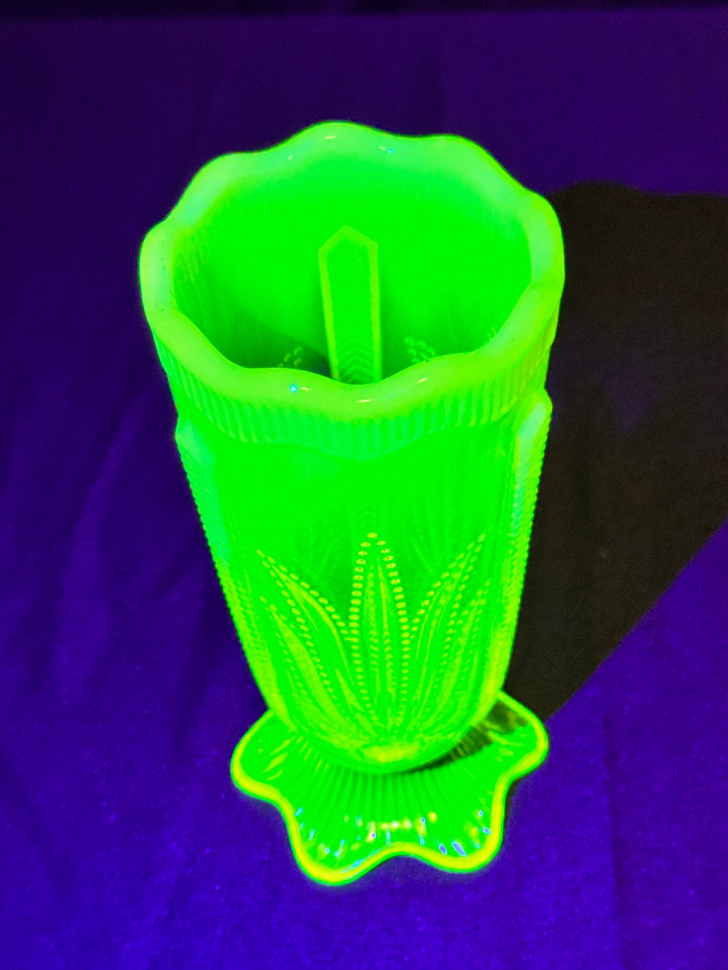 Uranium- Fenton- Cactus- 5” Flower Vase- footed- Topaz Opalescent