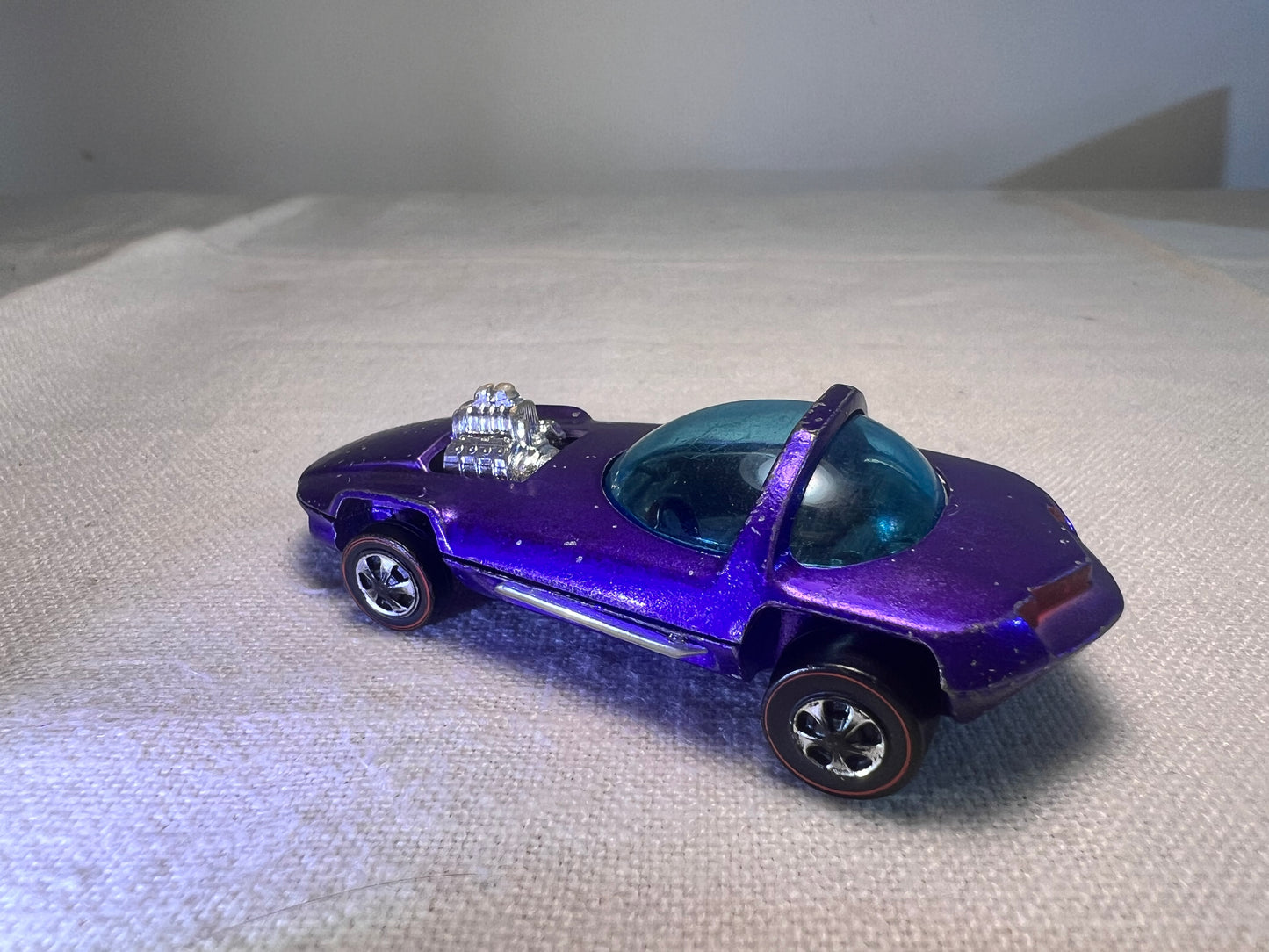 Hot Wheels - 1967 - Silhouette -Red Line - Mattel- US And foreign - Hong Kong - Purple