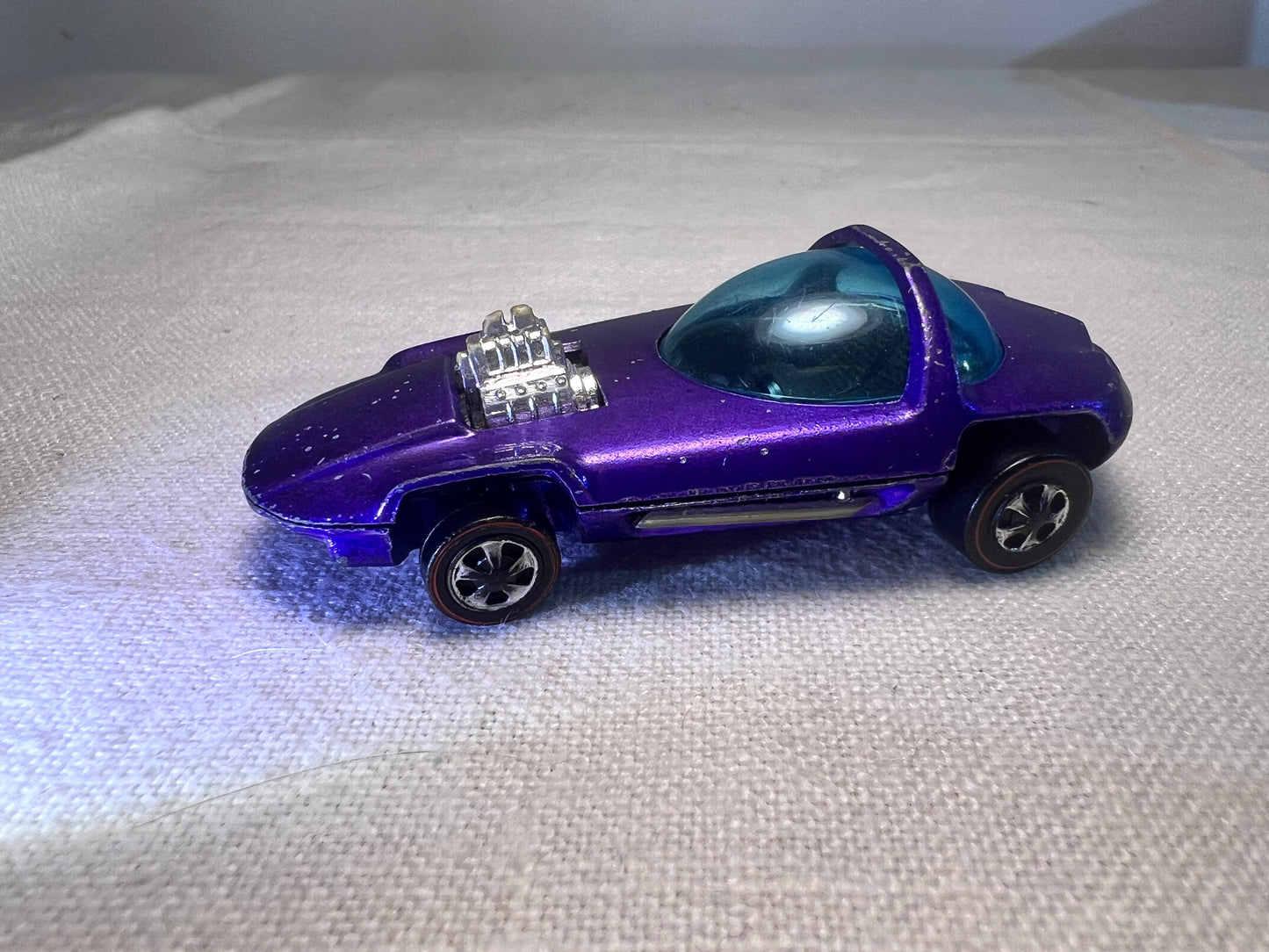 Hot Wheels - 1967 - Silhouette -Red Line - Mattel- US And foreign - Hong Kong - Purple