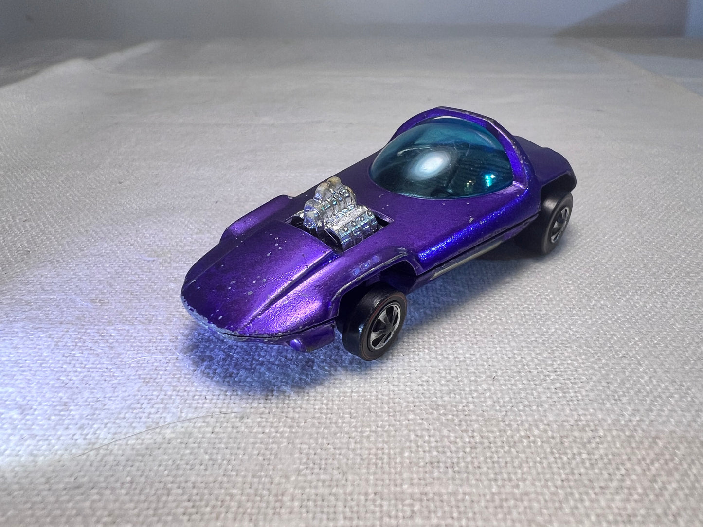 Hot Wheels - 1967 - Silhouette -Red Line - Mattel- US And foreign - Hong Kong - Purple